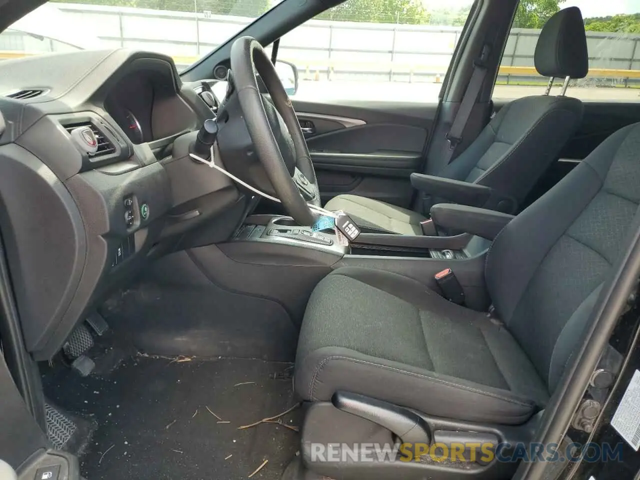 7 Photograph of a damaged car 5FNYF7H29MB014499 HONDA PASSPORT 2021