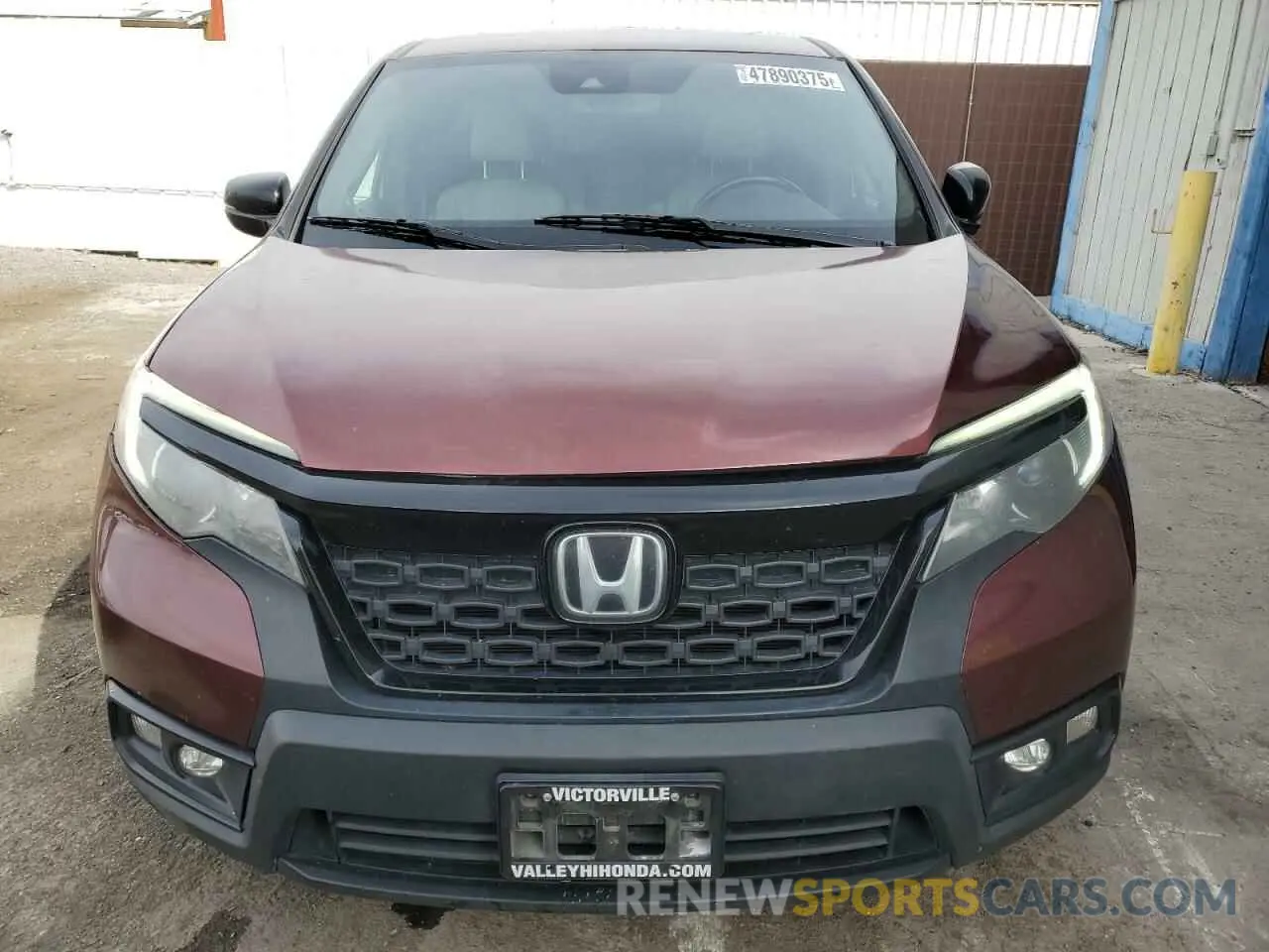 5 Photograph of a damaged car 5FNYF7H52MB005850 HONDA PASSPORT 2021