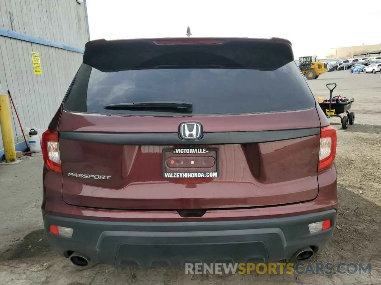 6 Photograph of a damaged car 5FNYF7H52MB005850 HONDA PASSPORT 2021