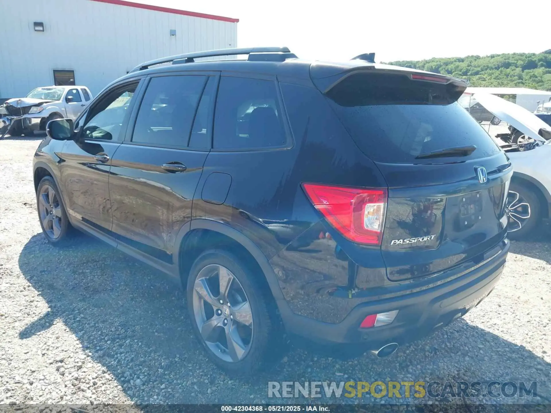 3 Фотография поврежденного автомобиля 5FNYF7H98MB007542 HONDA PASSPORT 2021