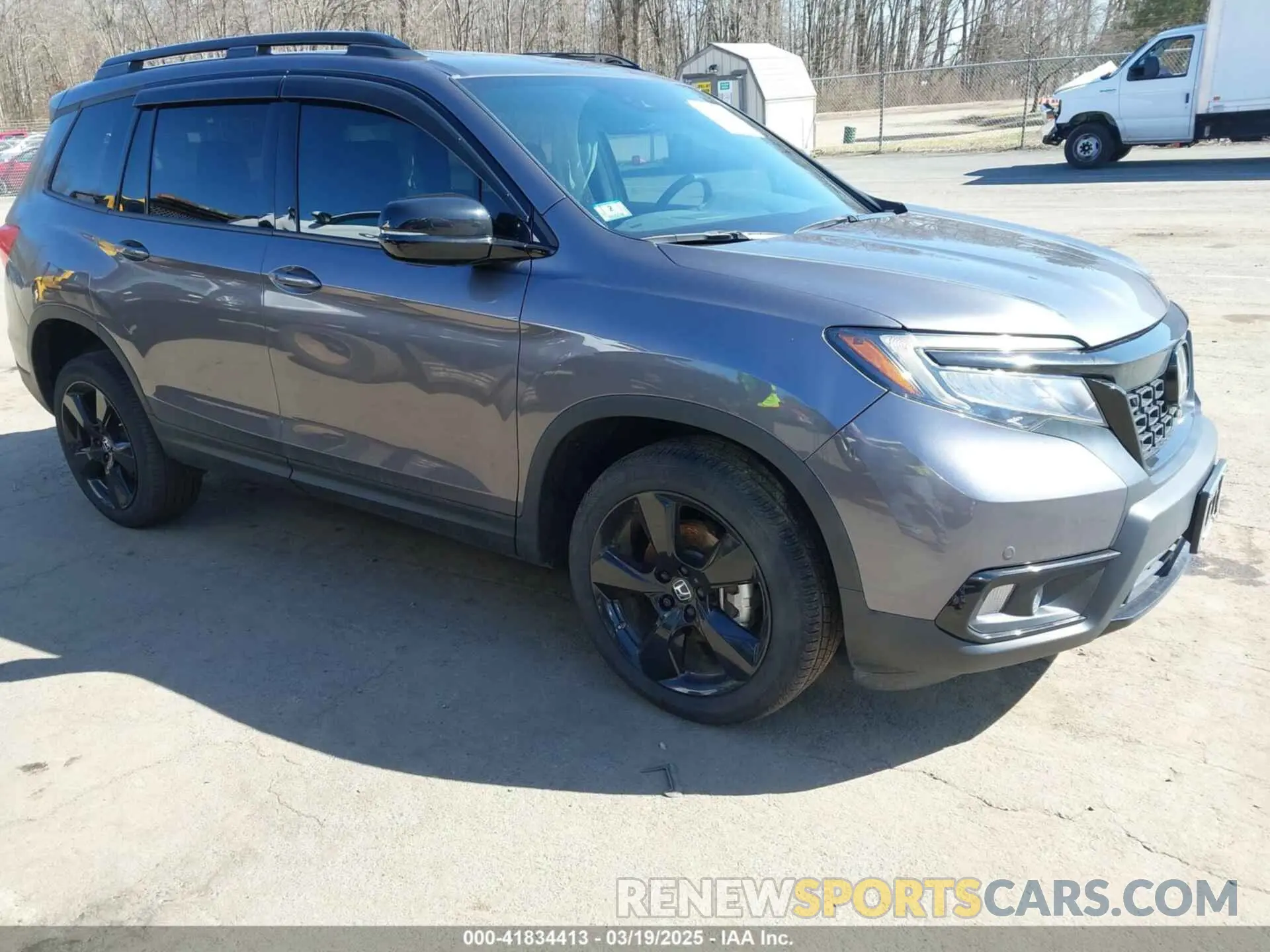 1 Photograph of a damaged car 5FNYF8H07MB018359 HONDA PASSPORT 2021