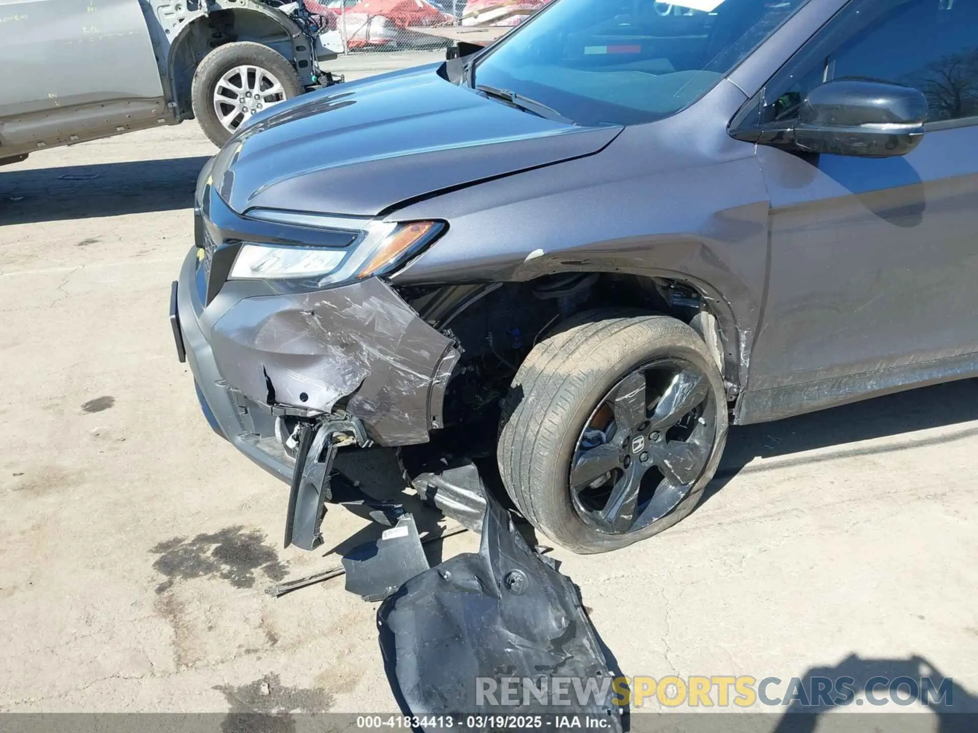 6 Photograph of a damaged car 5FNYF8H07MB018359 HONDA PASSPORT 2021