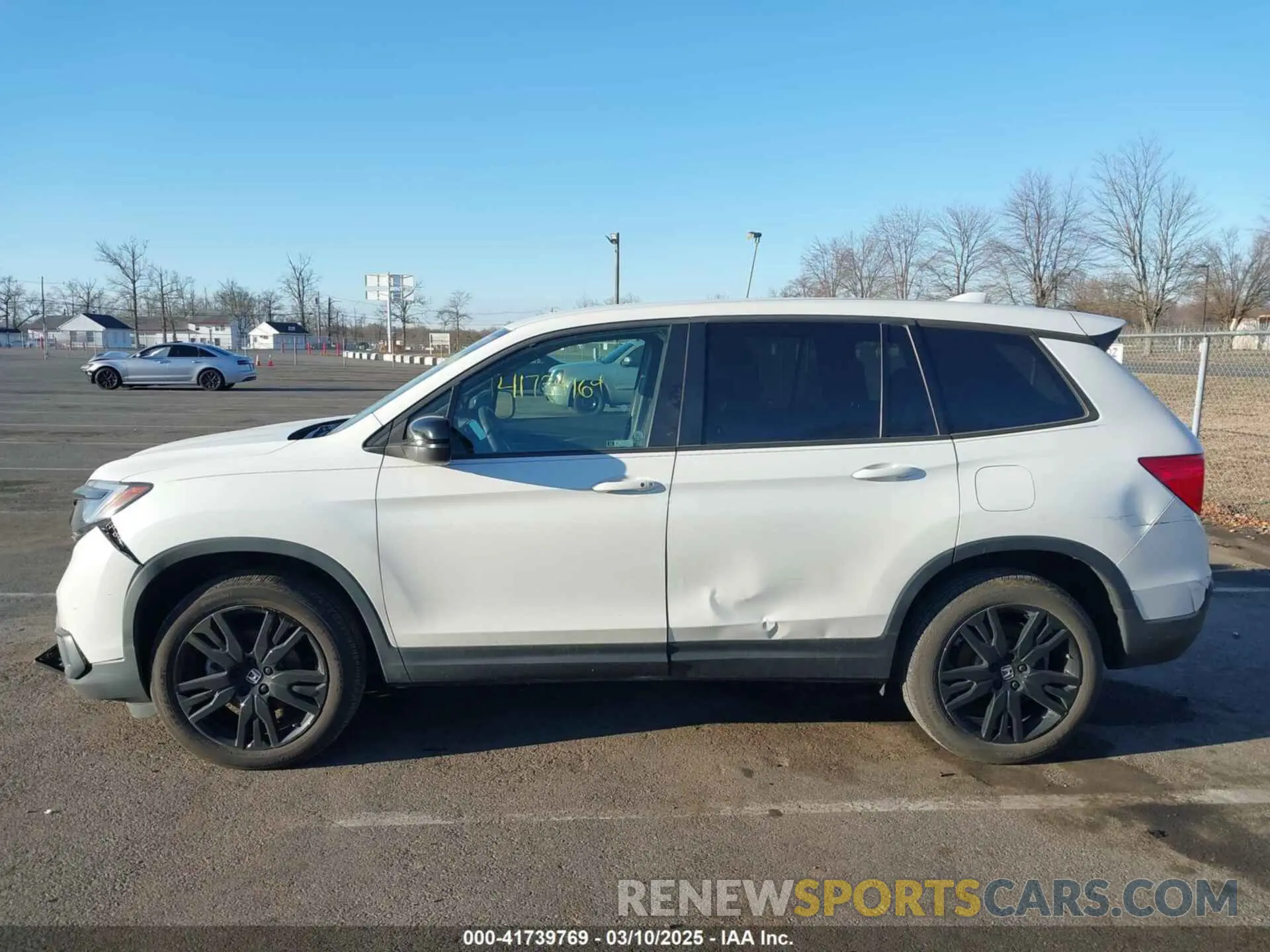 14 Photograph of a damaged car 5FNYF8H21MB031674 HONDA PASSPORT 2021
