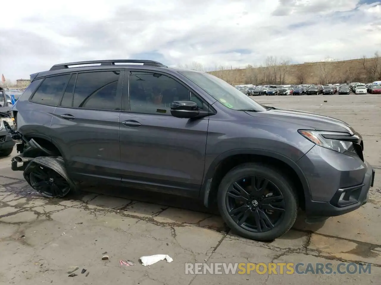 4 Photograph of a damaged car 5FNYF8H23MB007795 HONDA PASSPORT 2021