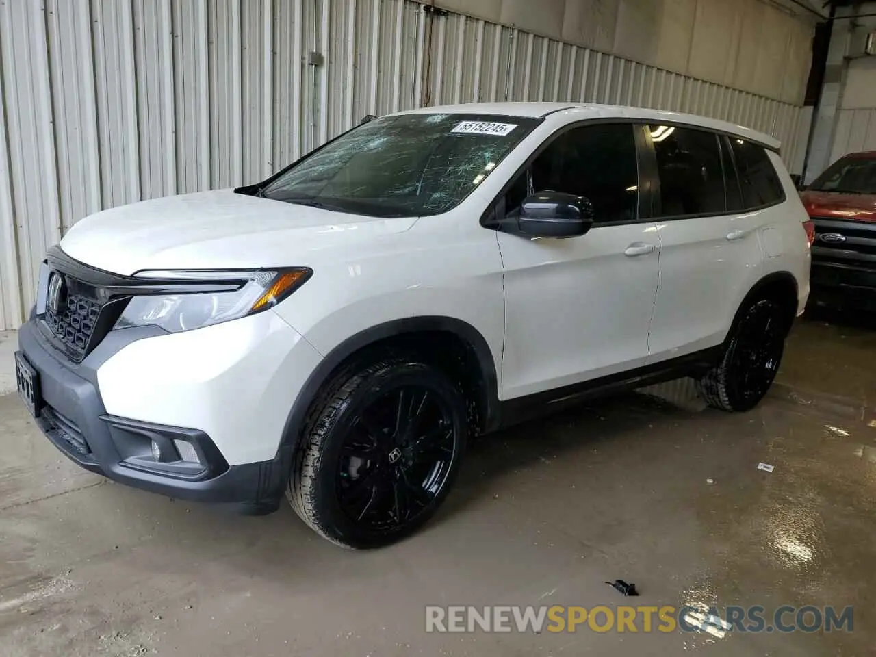 1 Photograph of a damaged car 5FNYF8H23MB015931 HONDA PASSPORT 2021