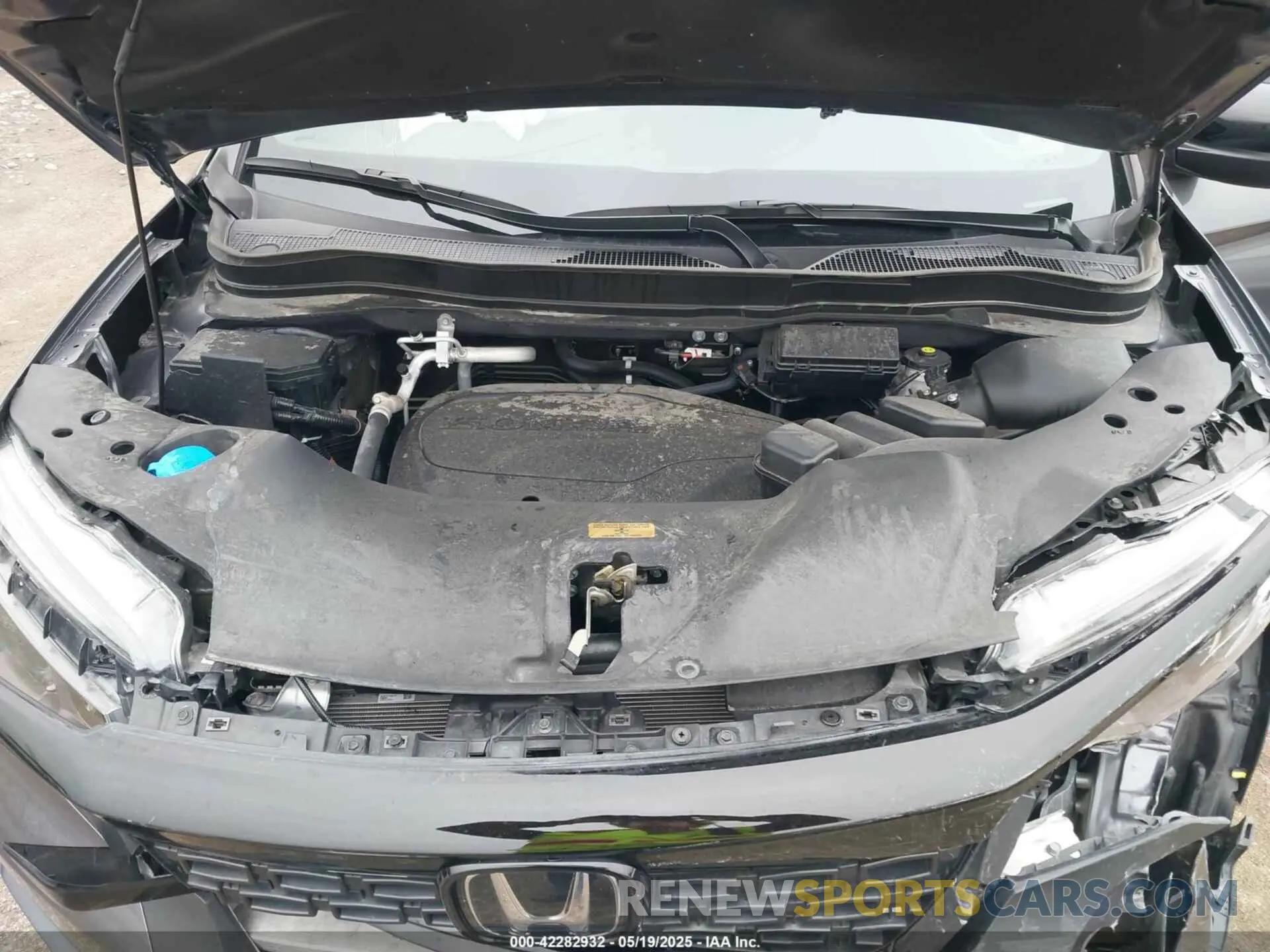 10 Photograph of a damaged car 5FNYF8H26MB032206 HONDA PASSPORT 2021