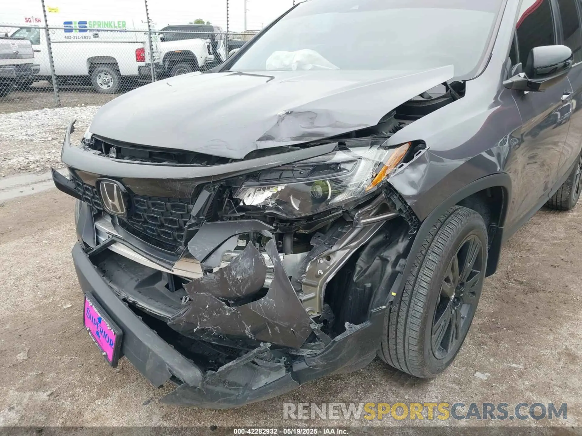 6 Photograph of a damaged car 5FNYF8H26MB032206 HONDA PASSPORT 2021