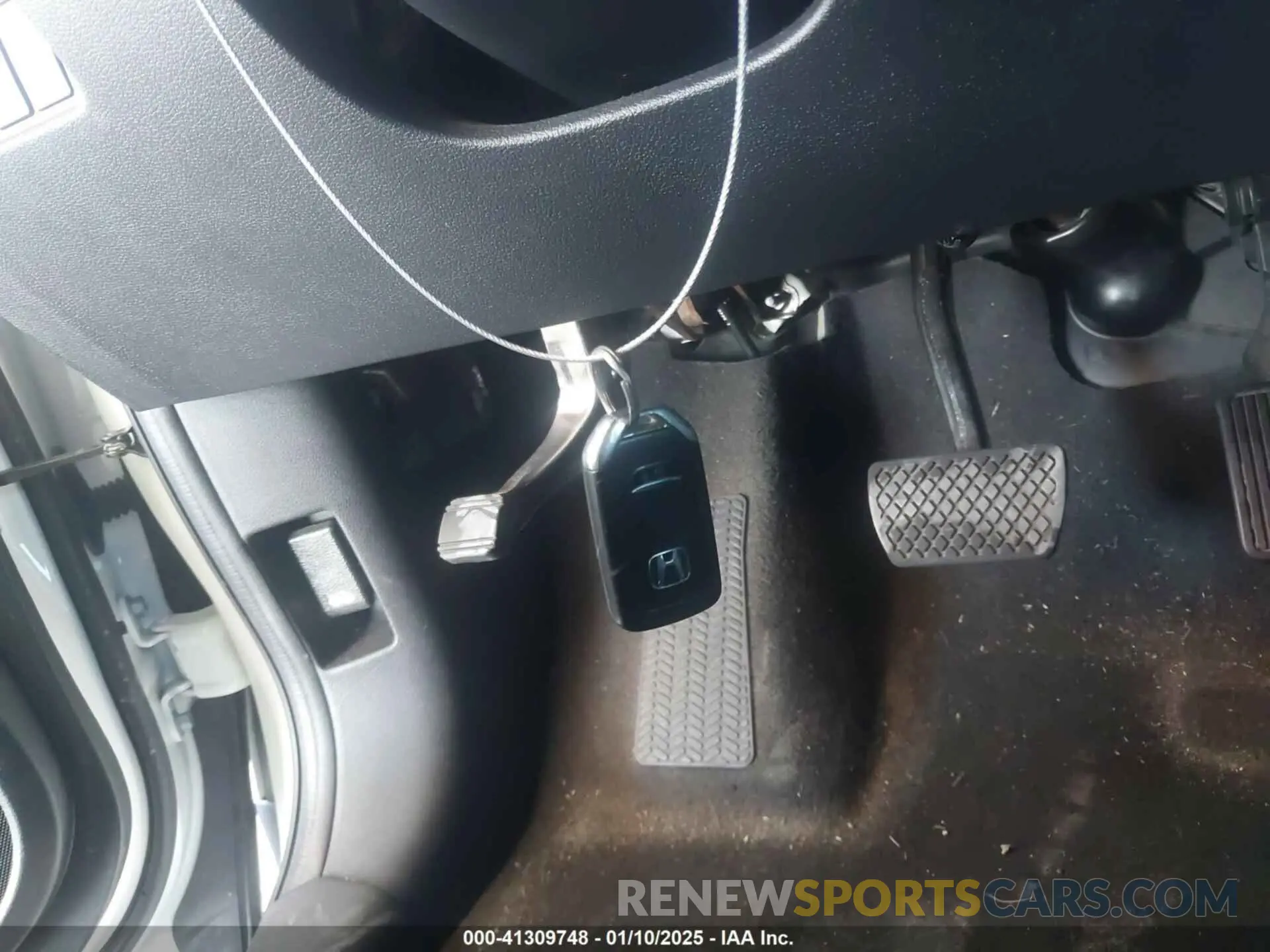 11 Photograph of a damaged car 5FNYF8H29MB001094 HONDA PASSPORT 2021