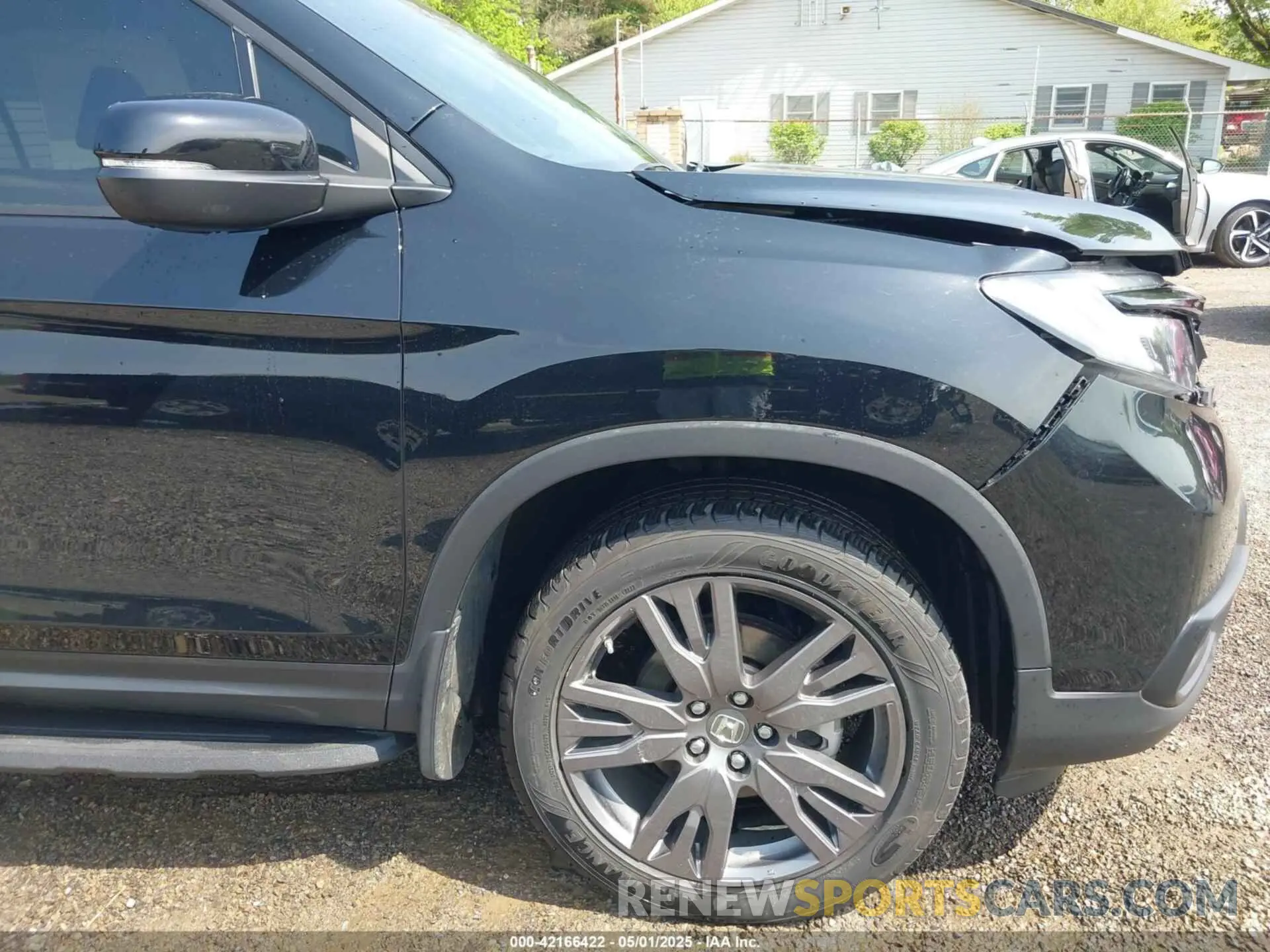 18 Photograph of a damaged car 5FNYF8H51MB026680 HONDA PASSPORT 2021