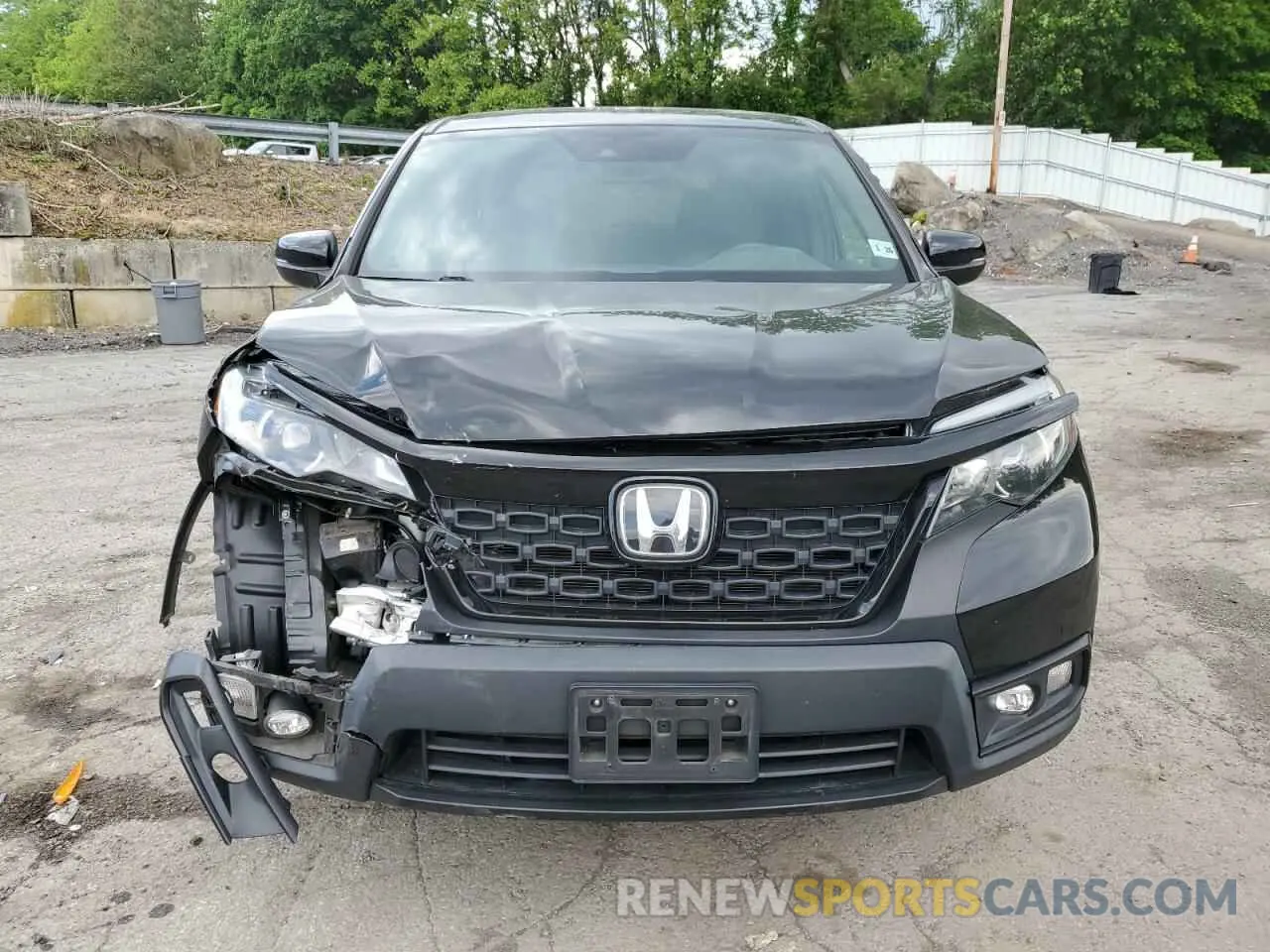 5 Photograph of a damaged car 5FNYF8H55MB011163 HONDA PASSPORT 2021