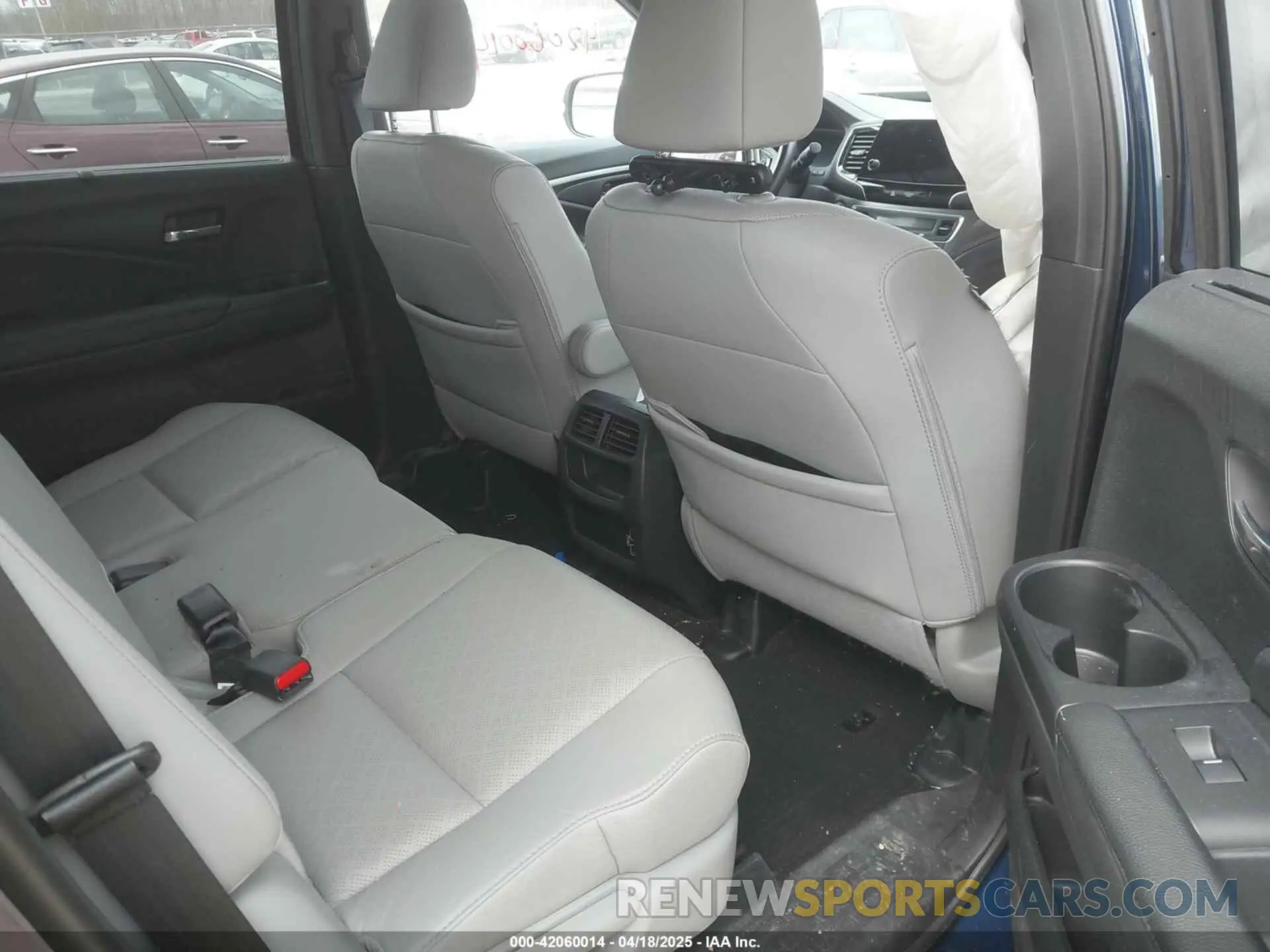 8 Фотография поврежденного автомобиля 5FNYF8H55MB023278 HONDA PASSPORT 2021