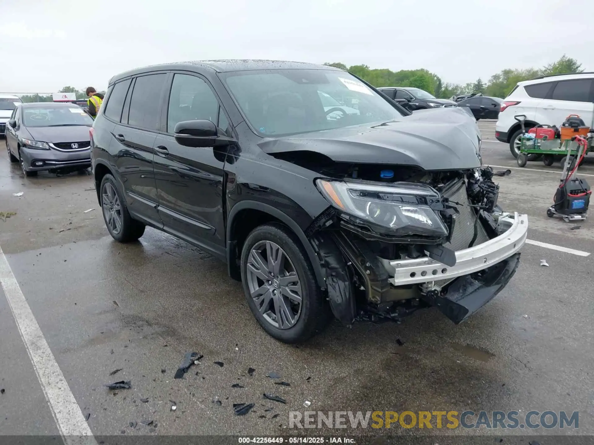 1 Photograph of a damaged car 5FNYF8H58MB013506 HONDA PASSPORT 2021