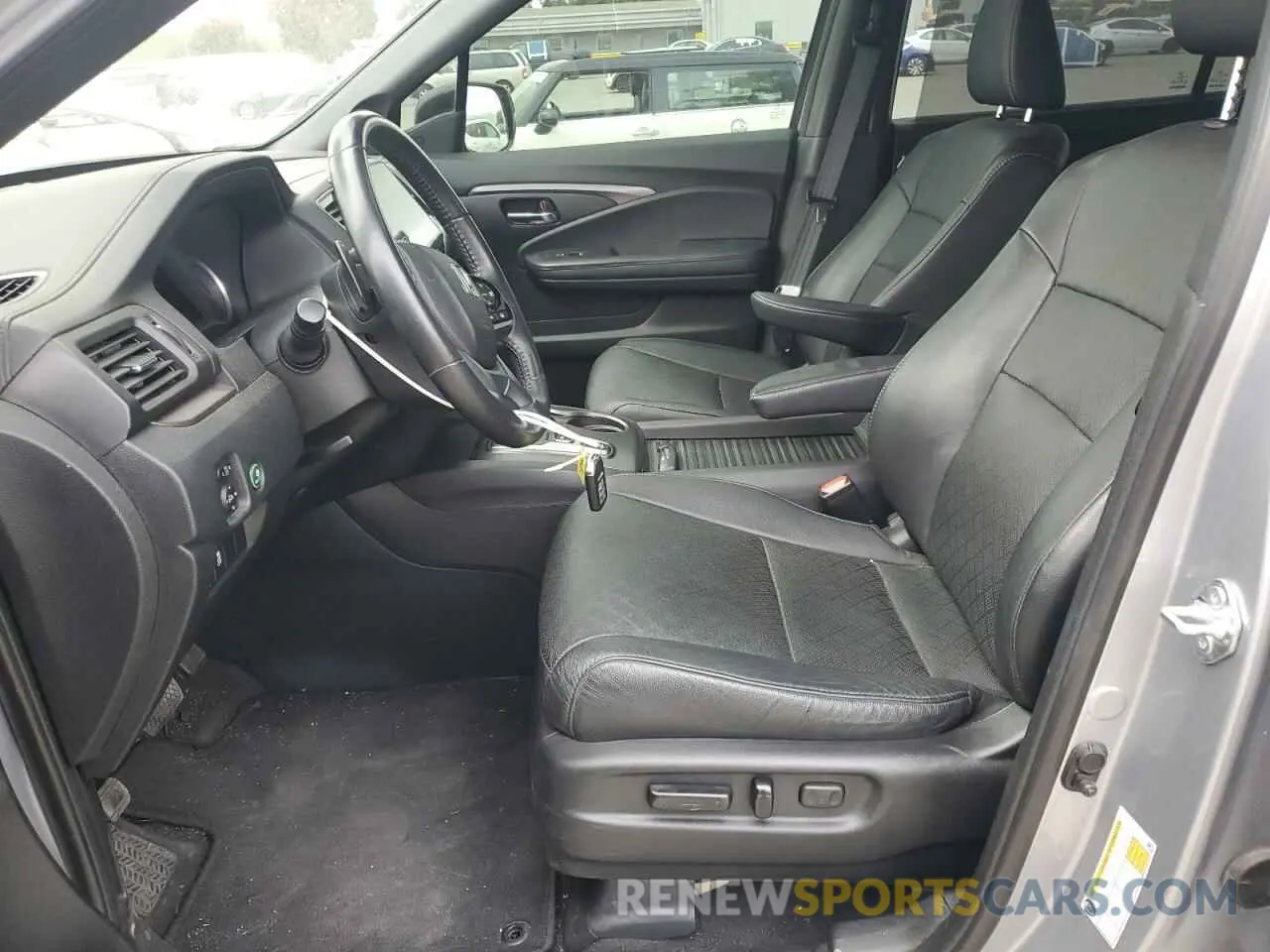 7 Photograph of a damaged car 5FNYF8H5XMB026158 HONDA PASSPORT 2021