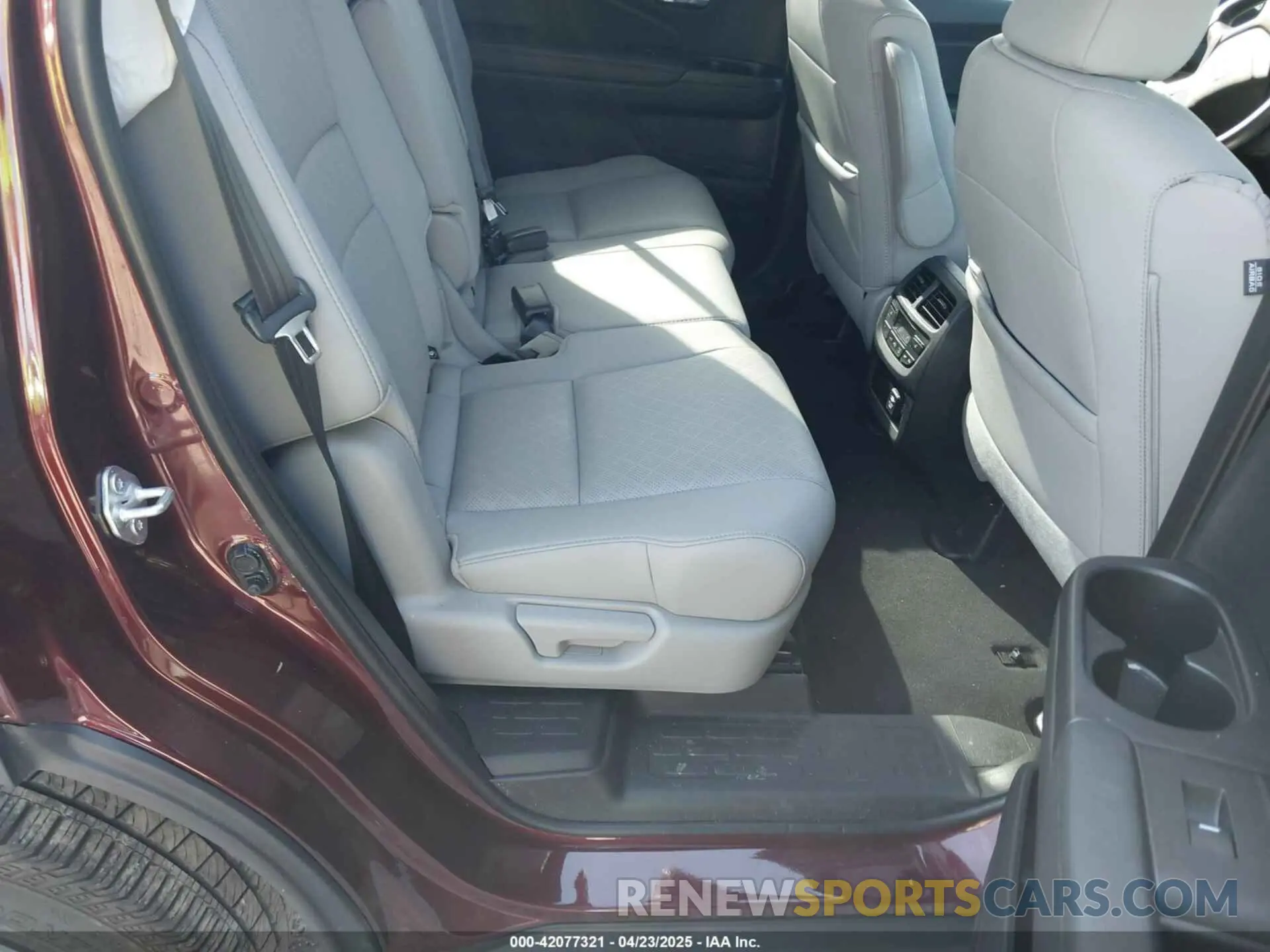 8 Фотография поврежденного автомобиля 5FNYF8H91MB022986 HONDA PASSPORT 2021