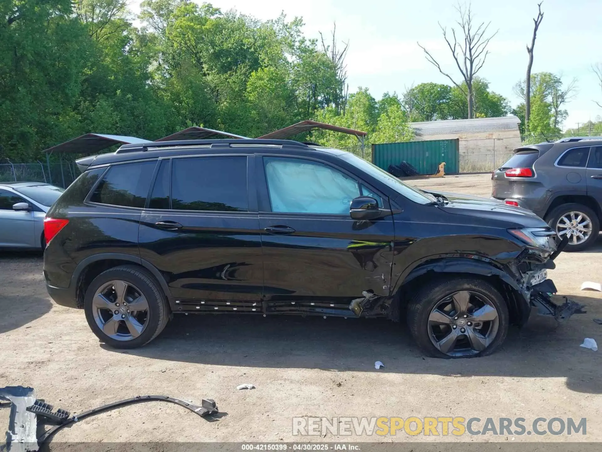 13 Photograph of a damaged car 5FNYF8H96MB014947 HONDA PASSPORT 2021