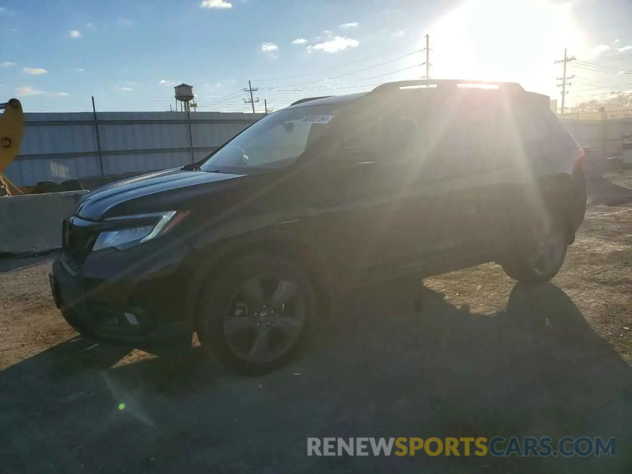 1 Фотография поврежденного автомобиля 5FNYF8H98MB019552 HONDA PASSPORT 2021