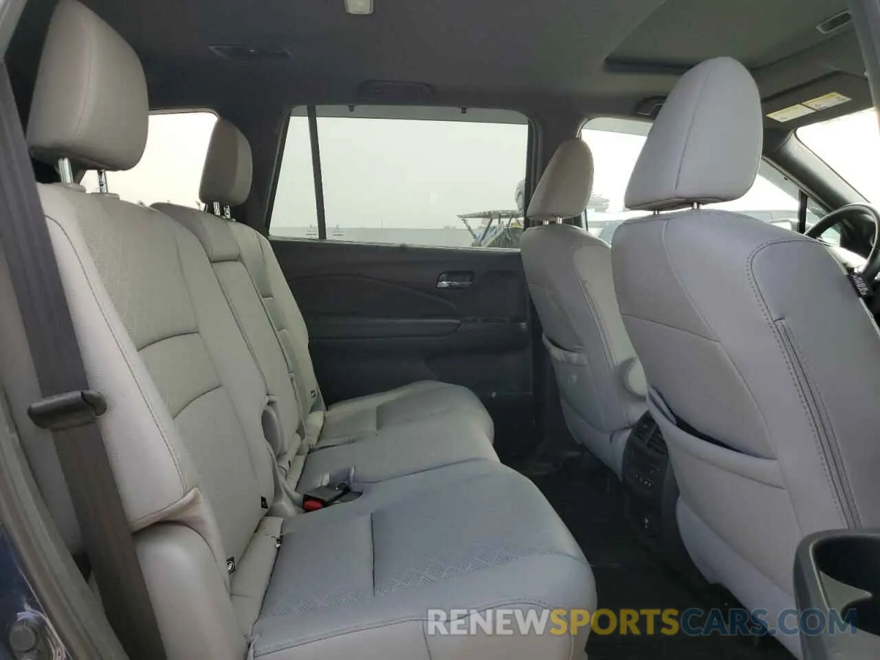 11 Фотография поврежденного автомобиля 5FNYF8H99MB042984 HONDA PASSPORT 2021