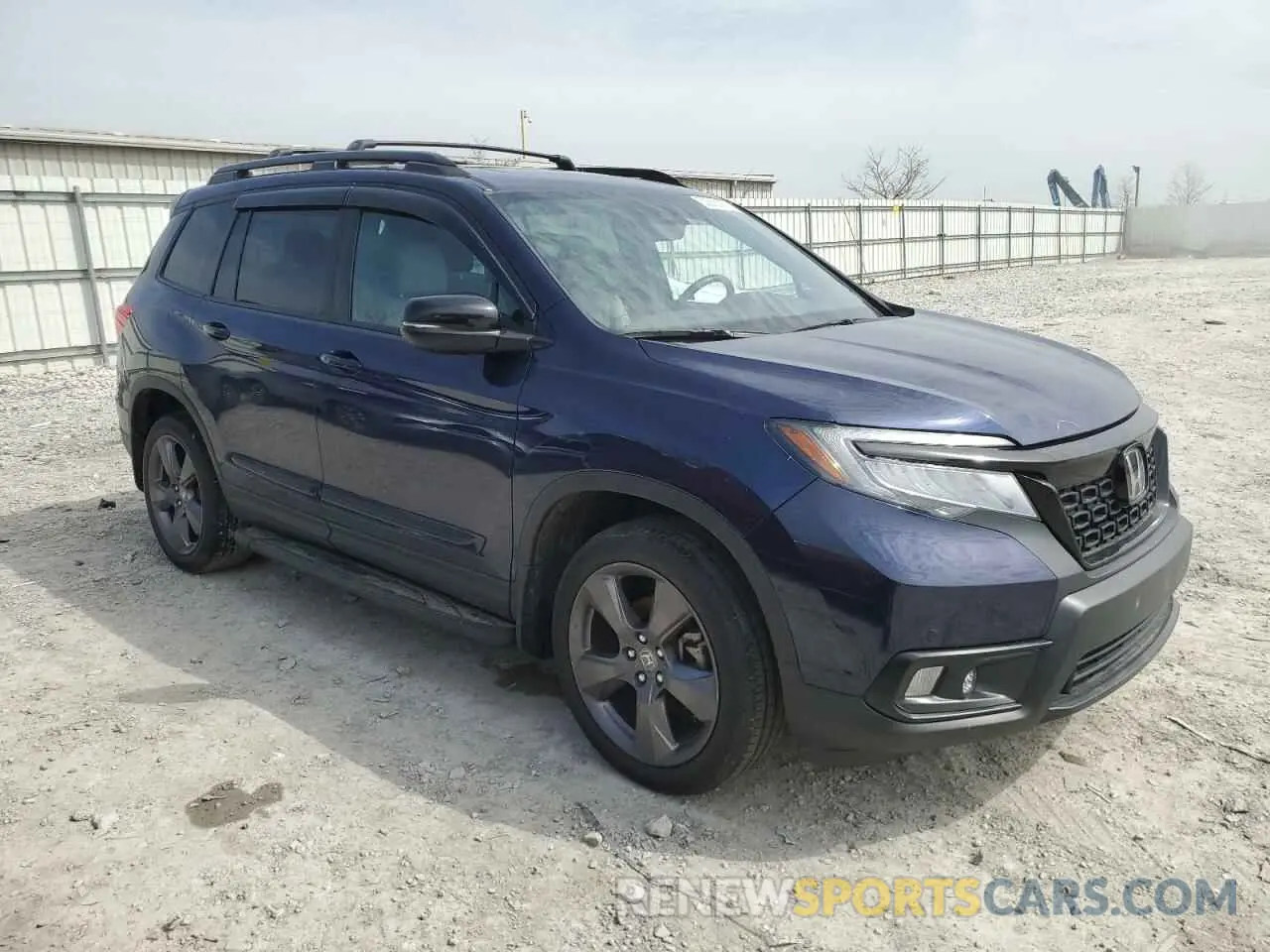 4 Фотография поврежденного автомобиля 5FNYF8H99MB042984 HONDA PASSPORT 2021