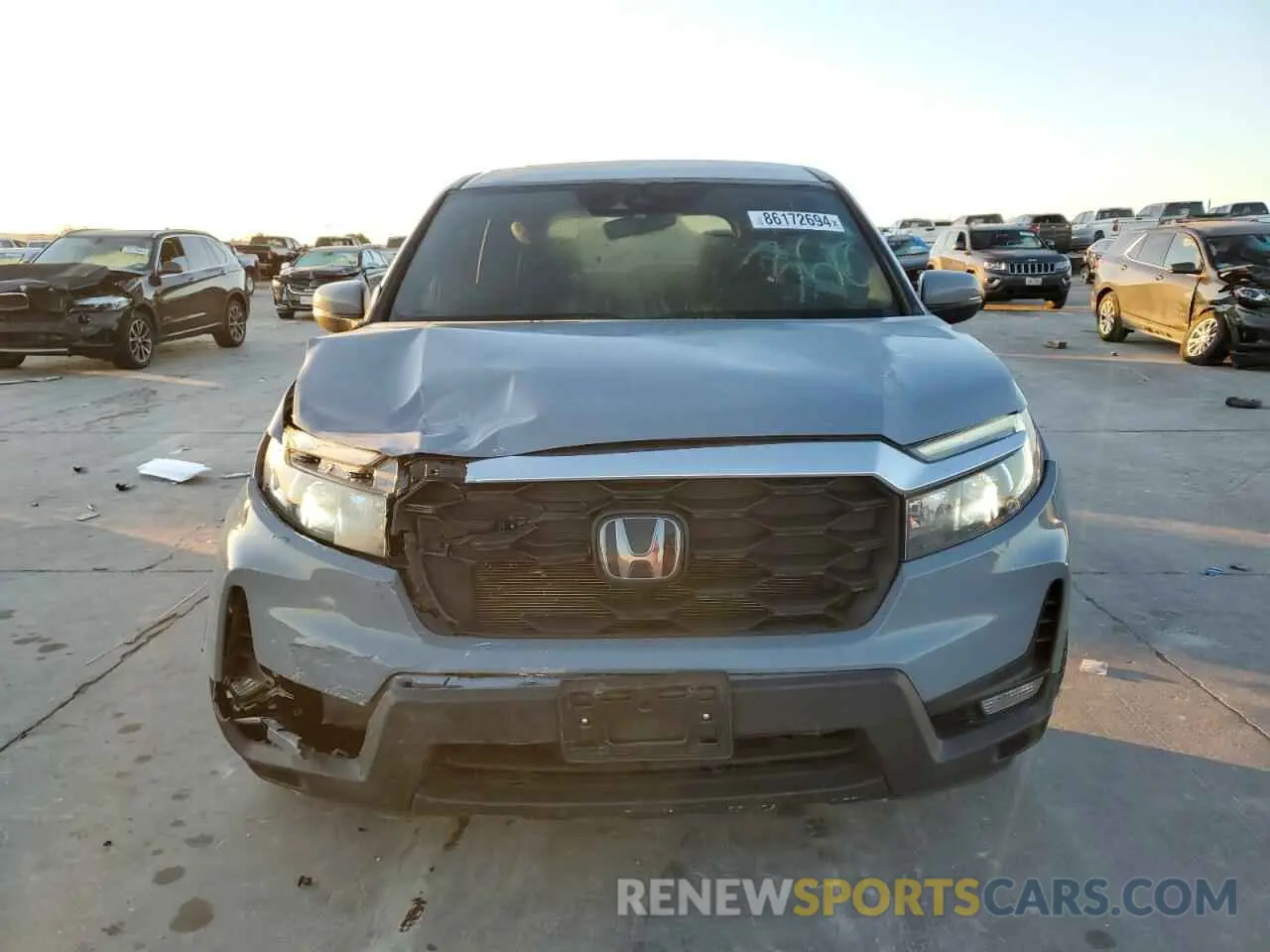 5 Photograph of a damaged car 5FNYF7H5XNB001482 HONDA PASSPORT 2022