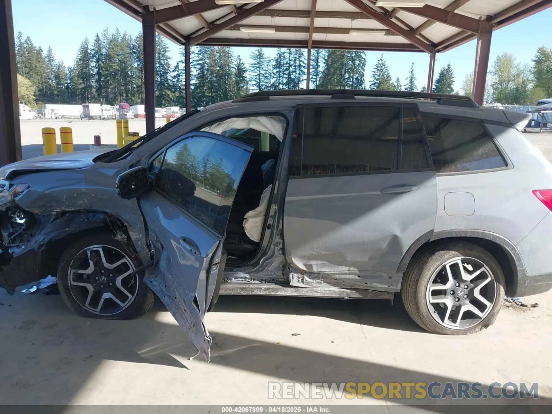 13 Фотография поврежденного автомобиля 5FNYF8H08NB019585 HONDA PASSPORT 2022