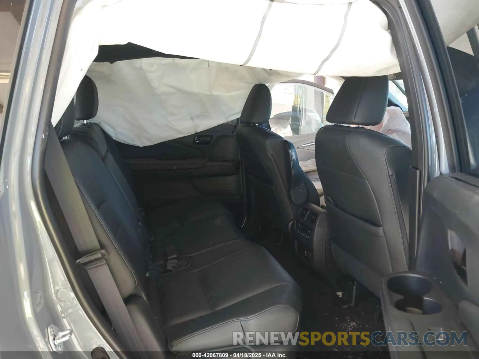 8 Фотография поврежденного автомобиля 5FNYF8H08NB019585 HONDA PASSPORT 2022