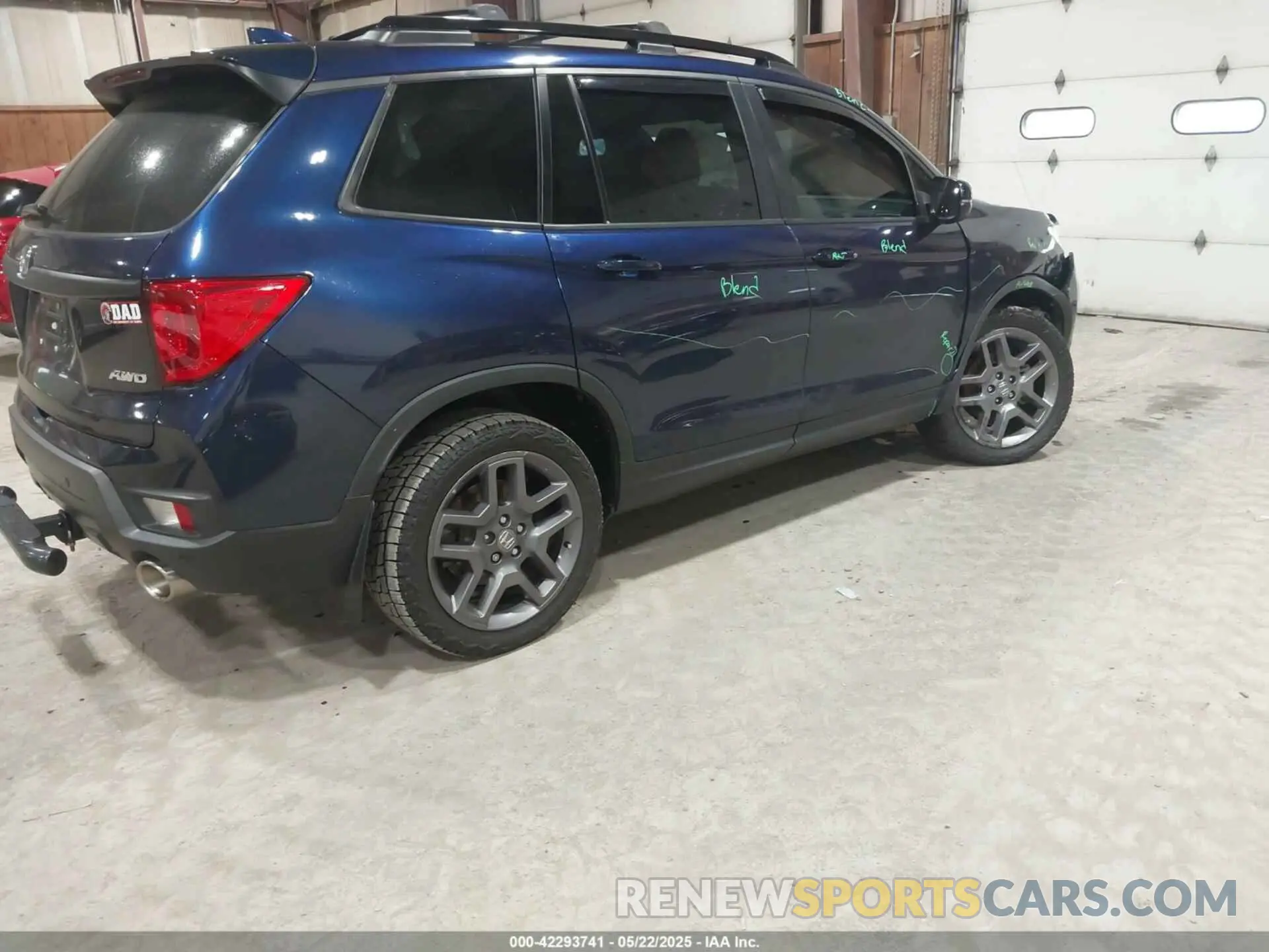 4 Фотография поврежденного автомобиля 5FNYF8H51NB004387 HONDA PASSPORT 2022