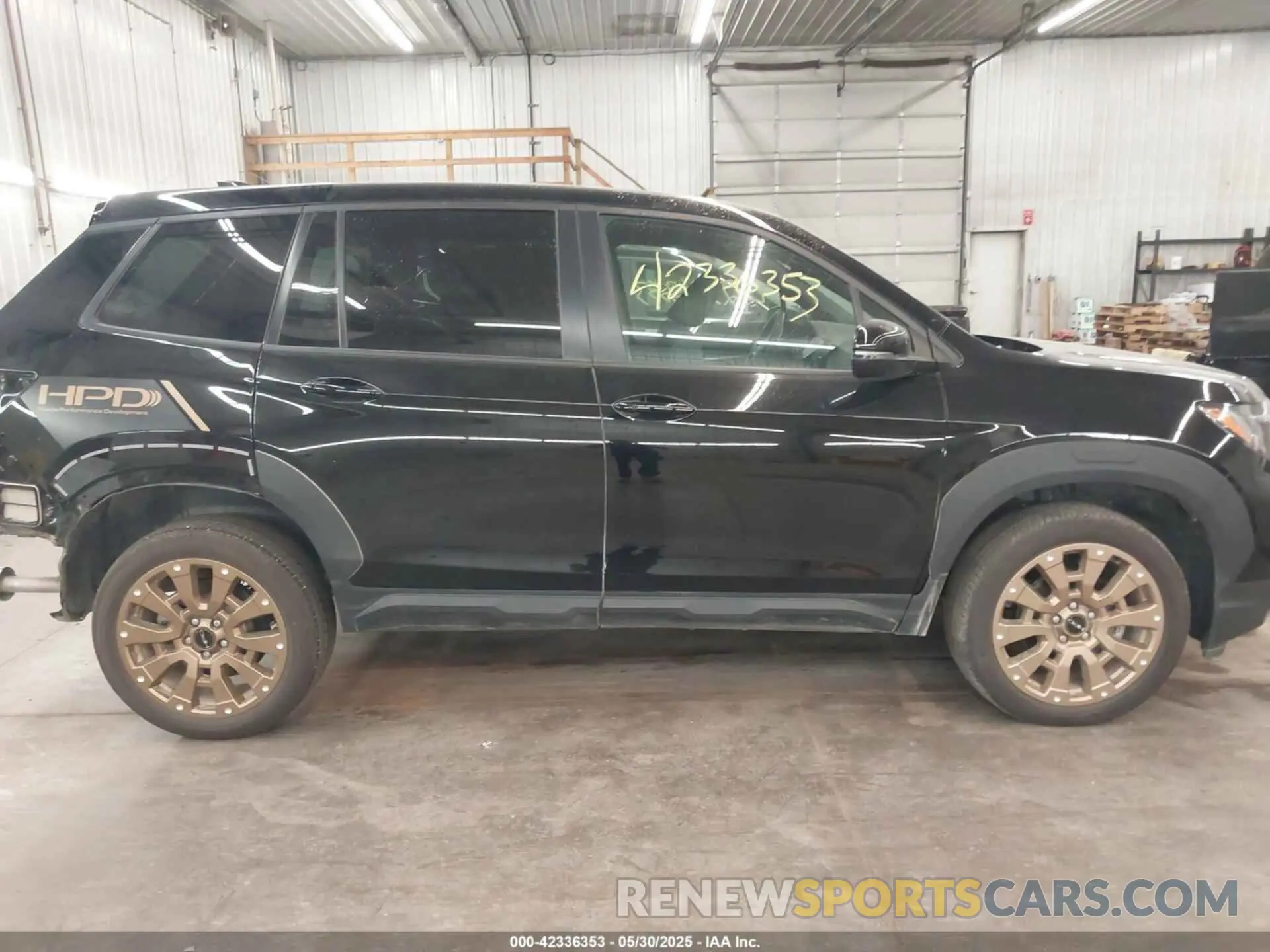14 Photograph of a damaged car 5FNYF8H52NB019660 HONDA PASSPORT 2022