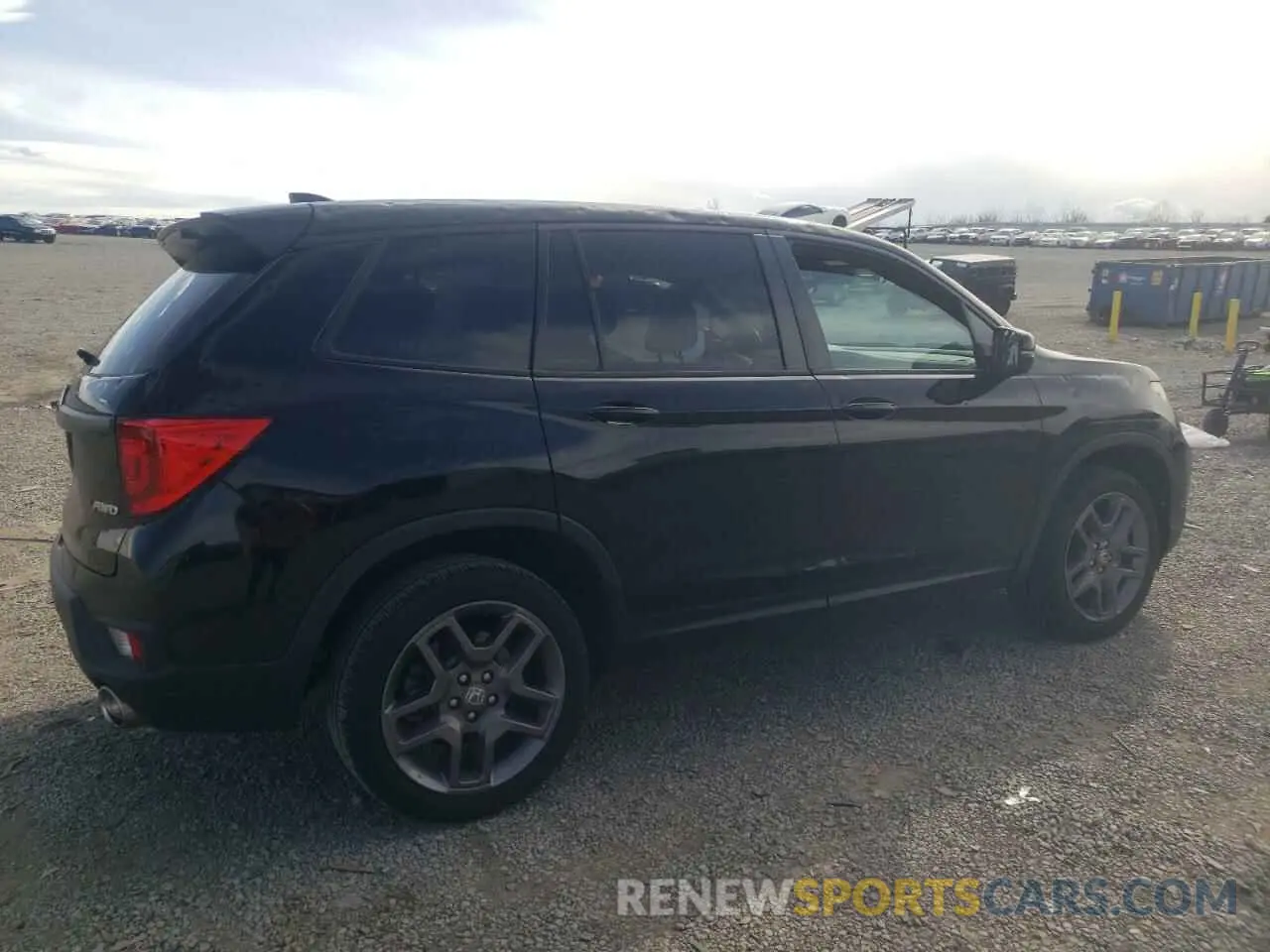 3 Photograph of a damaged car 5FNYF8H53NB009333 HONDA PASSPORT 2022