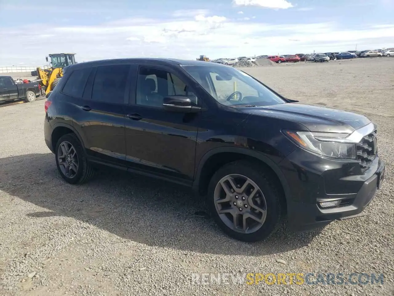 4 Photograph of a damaged car 5FNYF8H53NB009333 HONDA PASSPORT 2022