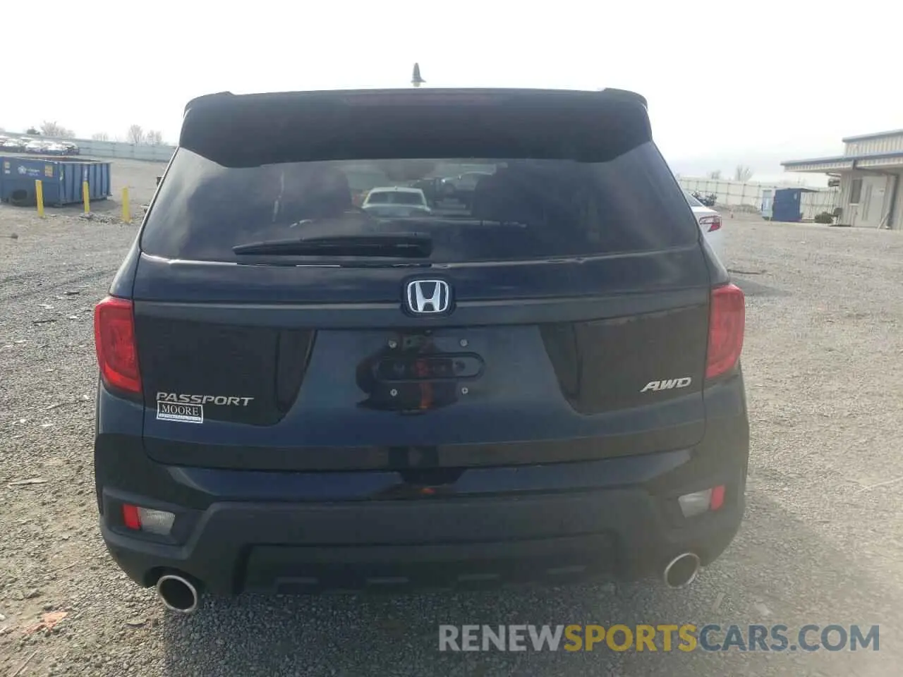 6 Photograph of a damaged car 5FNYF8H53NB009333 HONDA PASSPORT 2022
