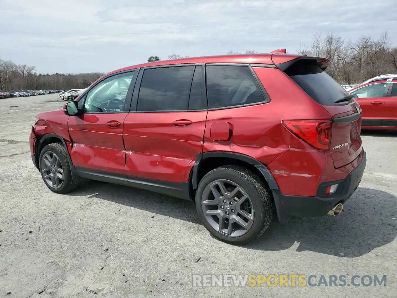 2 Photograph of a damaged car 5FNYF8H59NB021390 HONDA PASSPORT 2022