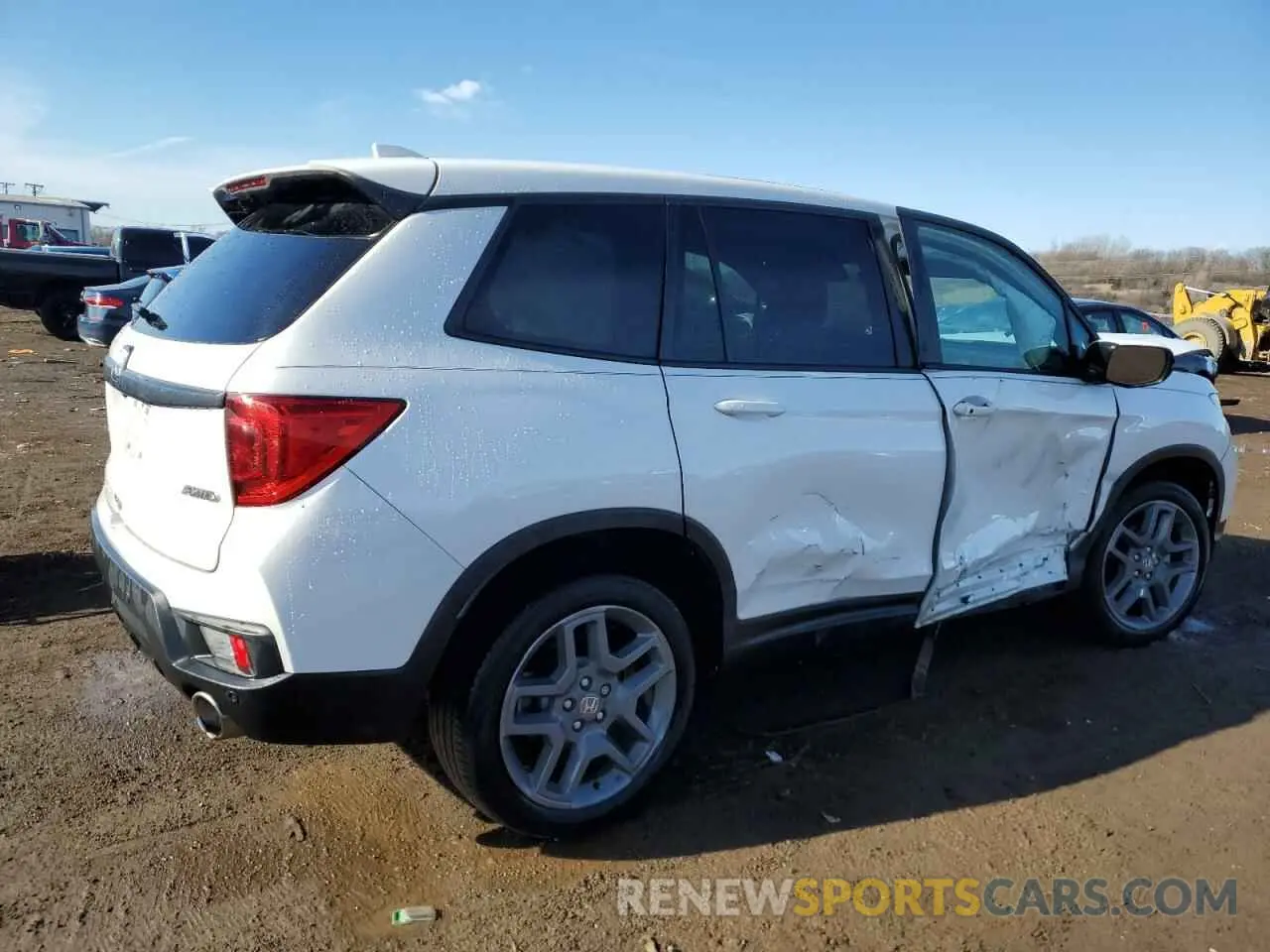 3 Фотография поврежденного автомобиля 5FNYF8H5XNB022371 HONDA PASSPORT 2022