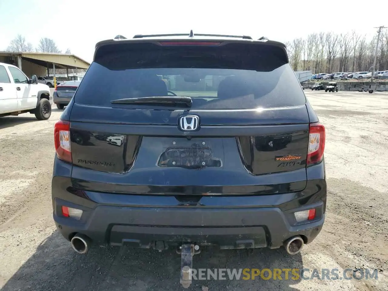 6 Photograph of a damaged car 5FNYF8H62NB029873 HONDA PASSPORT 2022