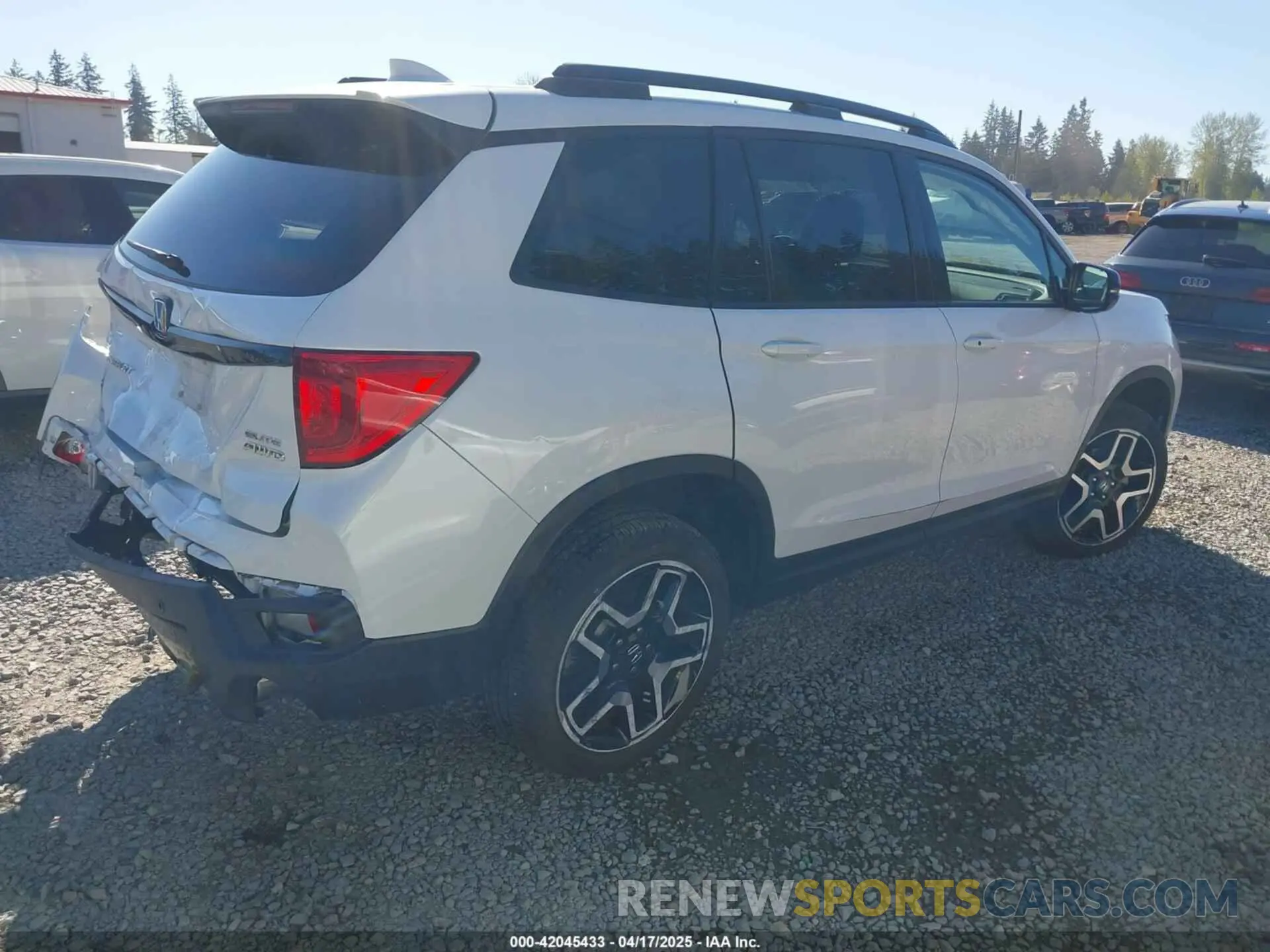 4 Фотография поврежденного автомобиля 5FNYF8H01PB004087 HONDA PASSPORT 2023