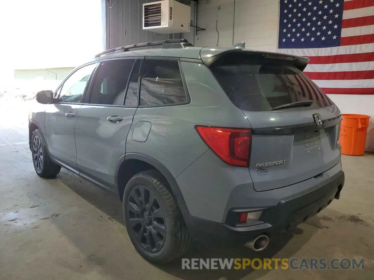 2 Фотография поврежденного автомобиля 5FNYF8H03PB034613 HONDA PASSPORT 2023