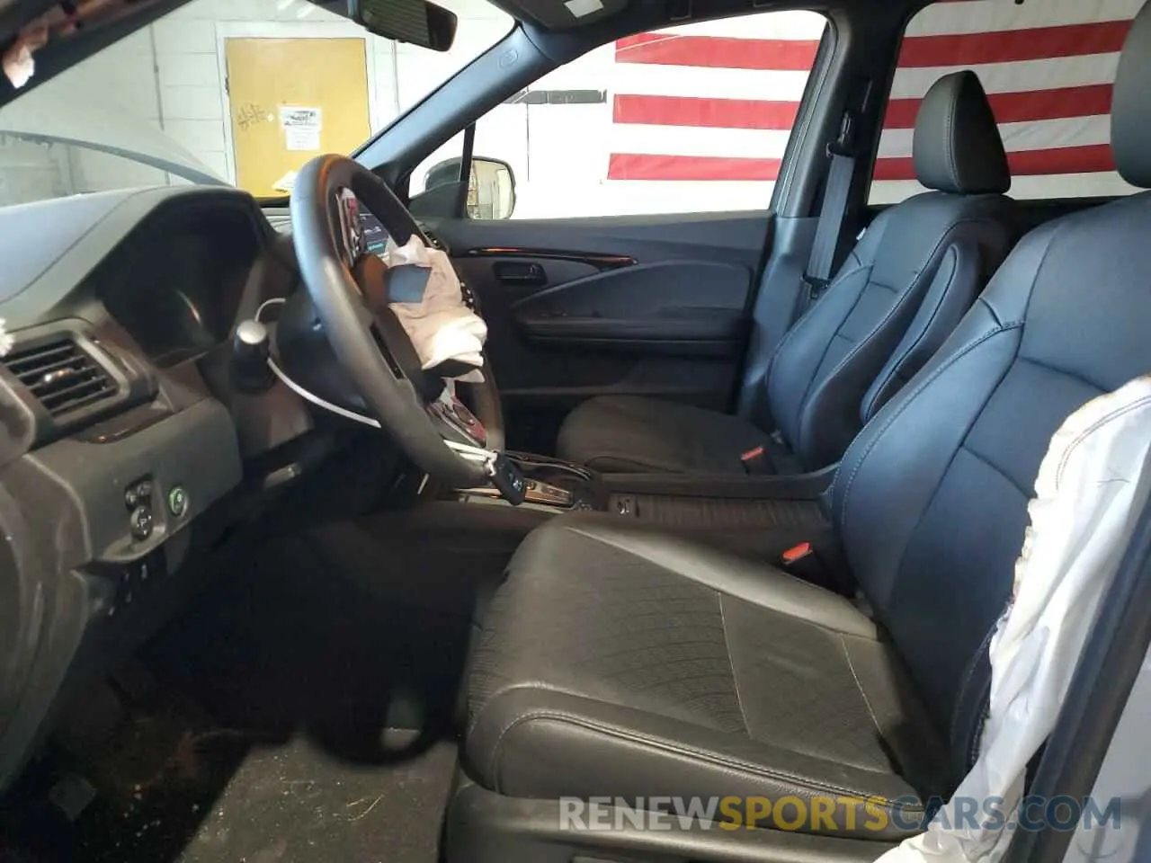 7 Фотография поврежденного автомобиля 5FNYF8H03PB034613 HONDA PASSPORT 2023