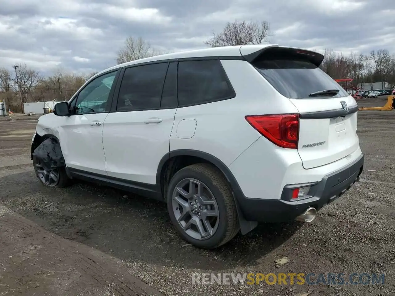 2 Photograph of a damaged car 5FNYF8H52PB036803 HONDA PASSPORT 2023