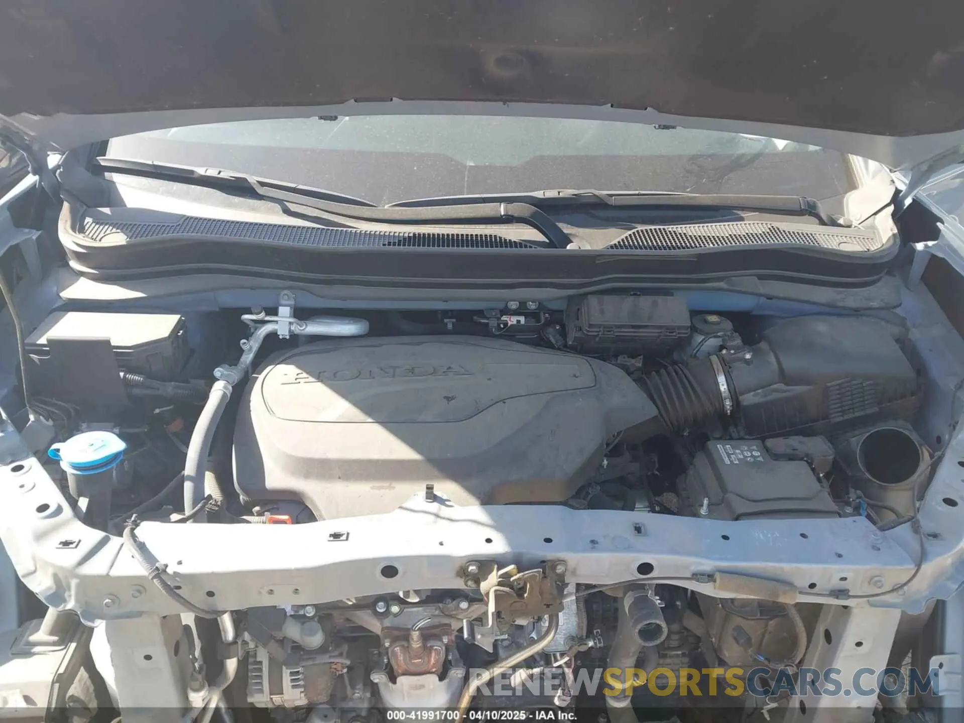 10 Photograph of a damaged car 5FNYF8H54PB036477 HONDA PASSPORT 2023