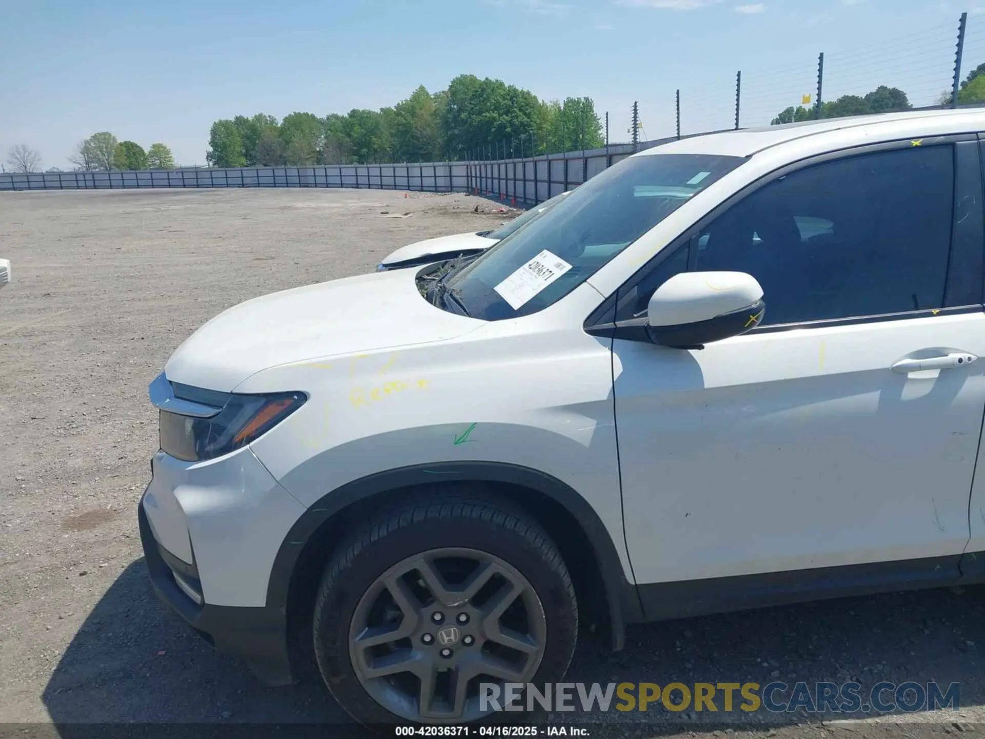 18 Photograph of a damaged car 5FNYF8H57PB006499 HONDA PASSPORT 2023