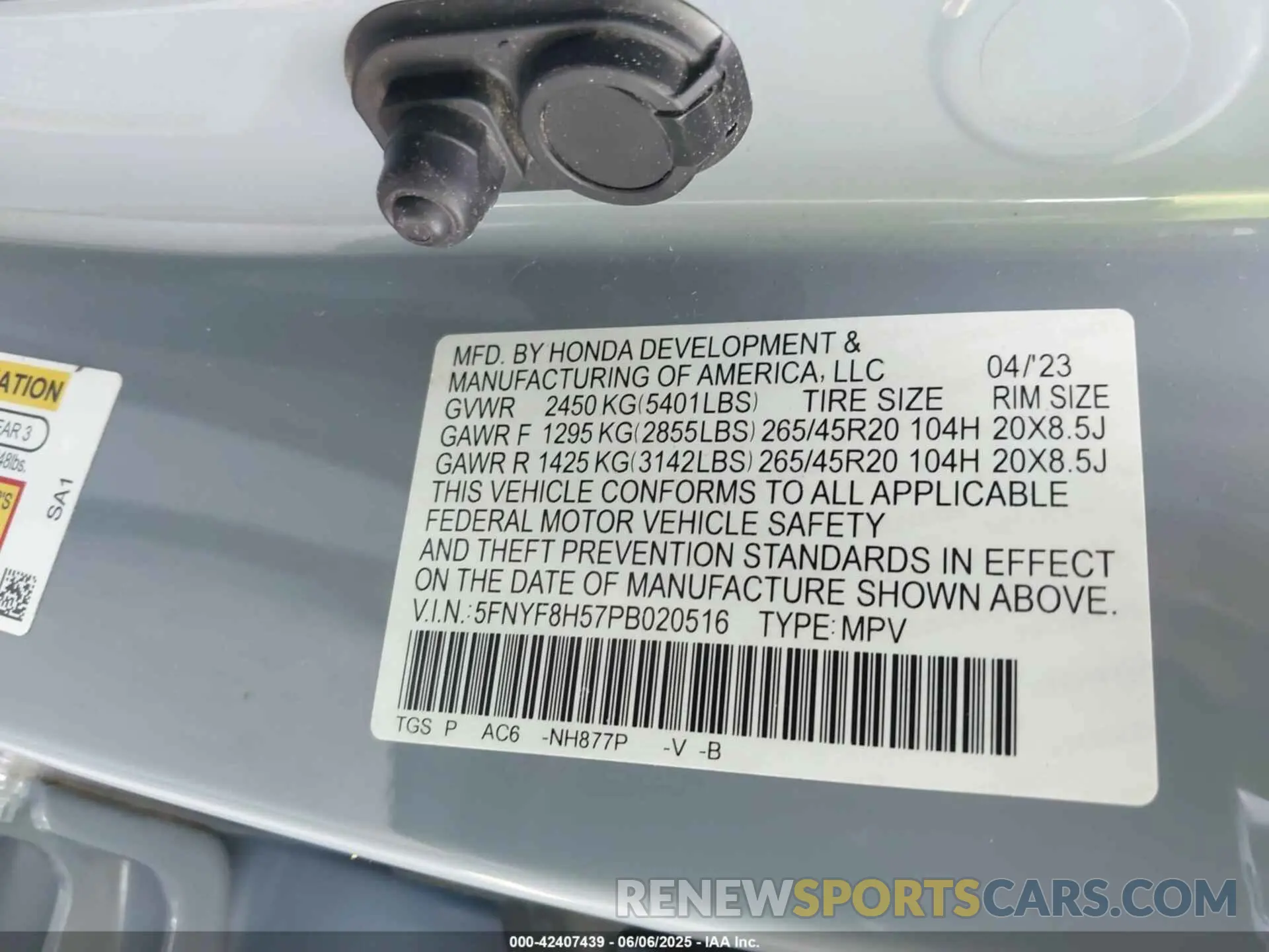 9 Photograph of a damaged car 5FNYF8H57PB020516 HONDA PASSPORT 2023