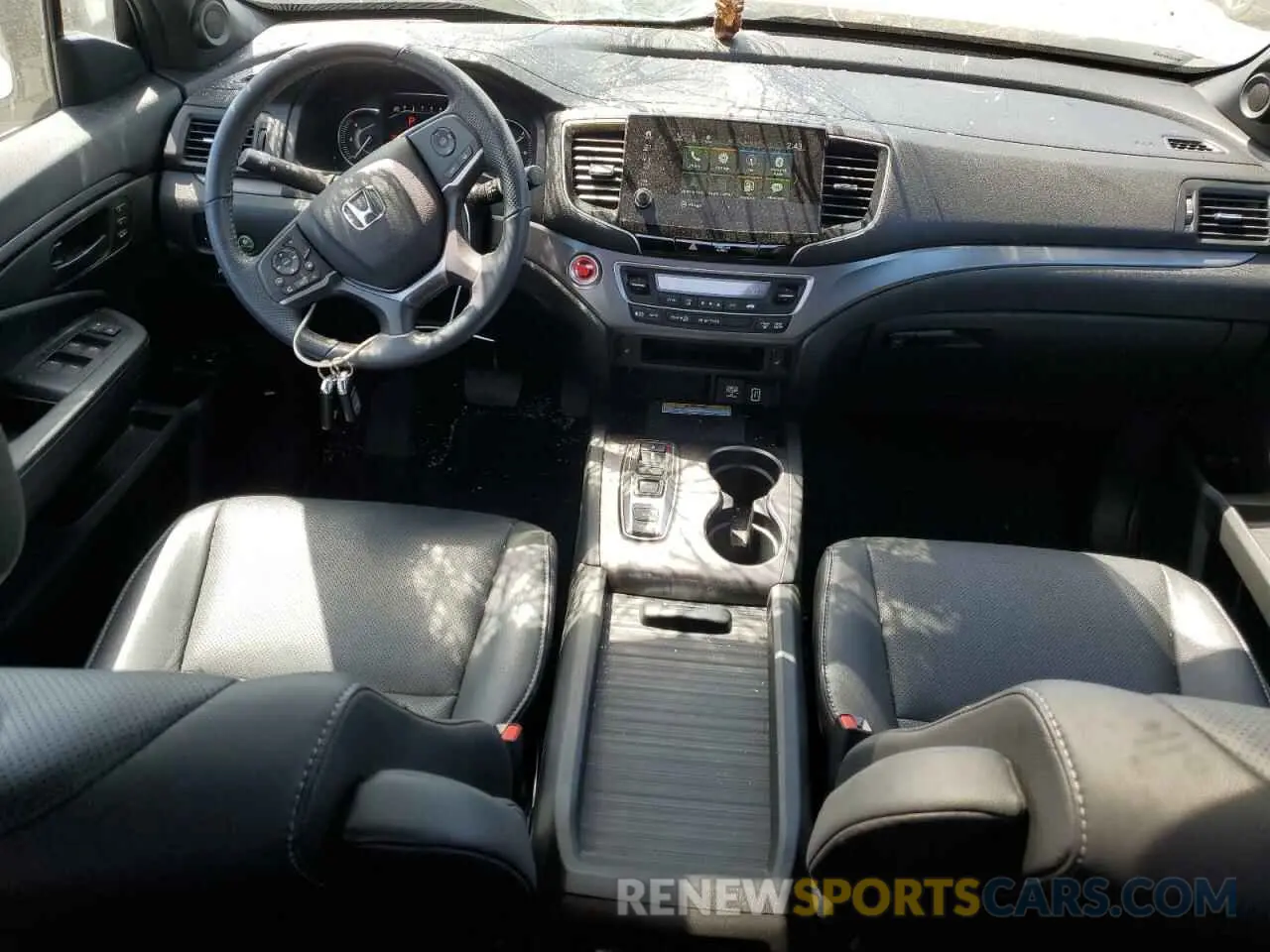8 Photograph of a damaged car 5FNYF8H59PB010280 HONDA PASSPORT 2023