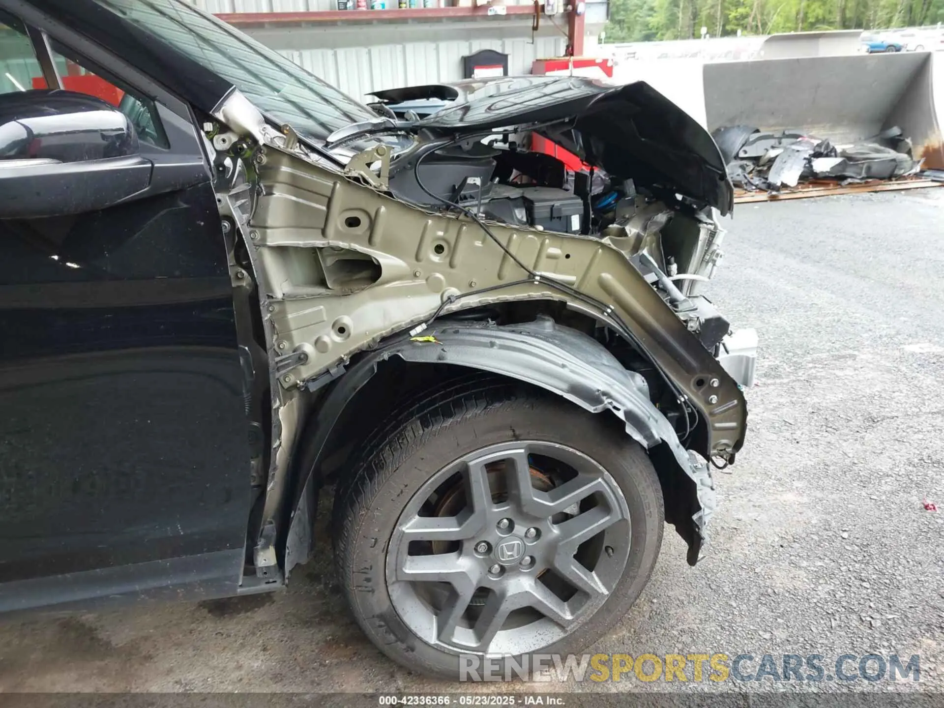 18 Фотография поврежденного автомобиля 5FNYF8H5XPB021370 HONDA PASSPORT 2023