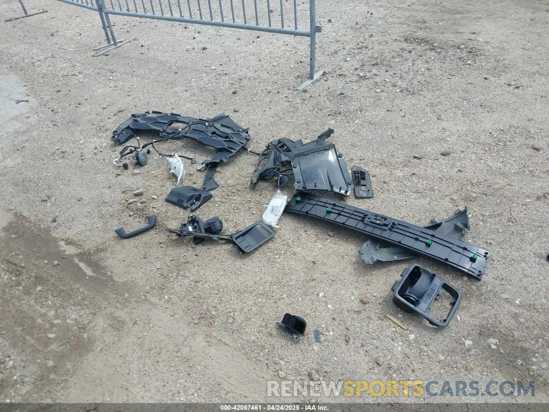 20 Photograph of a damaged car 5FNYF8H62PB024269 HONDA PASSPORT 2023