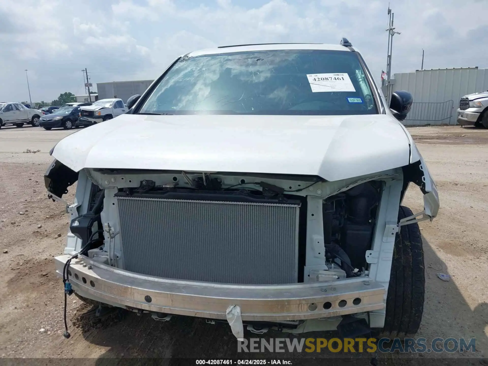 6 Photograph of a damaged car 5FNYF8H62PB024269 HONDA PASSPORT 2023