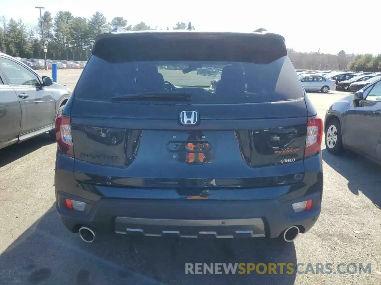 6 Фотография поврежденного автомобиля 5FNYF8H65PB018465 HONDA PASSPORT 2023