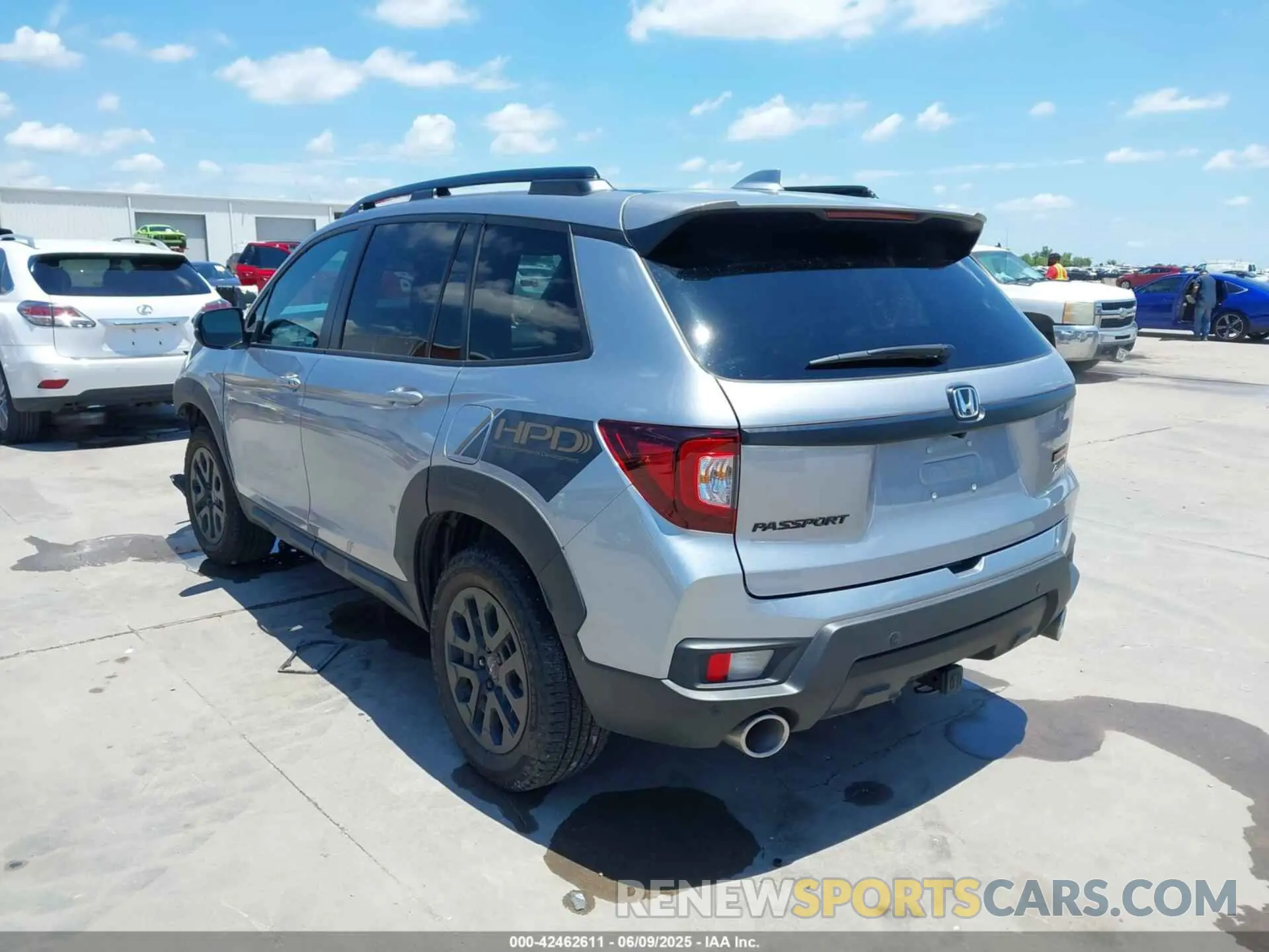 3 Photograph of a damaged car 5FNYF8H66PB044234 HONDA PASSPORT 2023