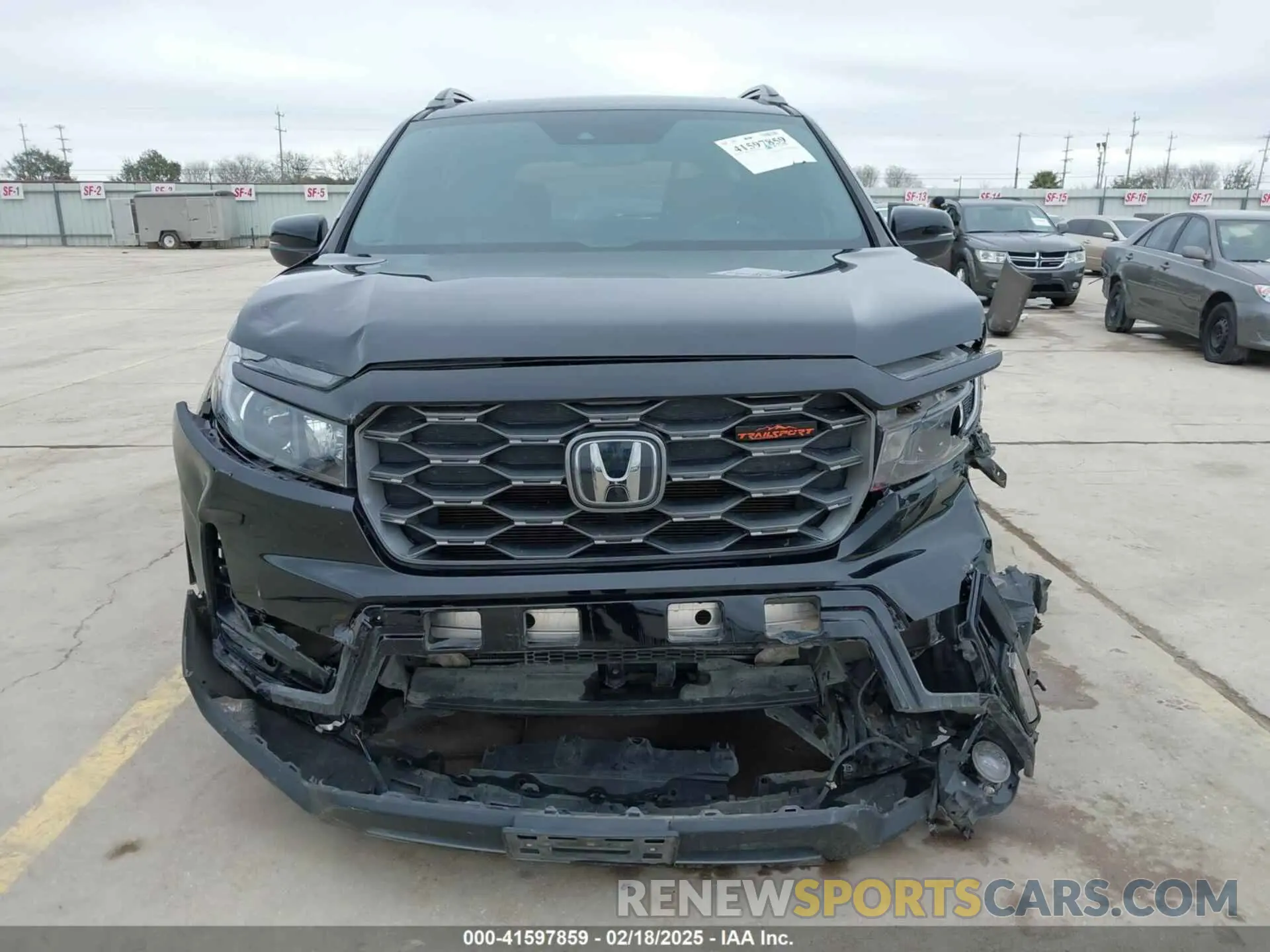 13 Фотография поврежденного автомобиля 5FNYF8H67PB006933 HONDA PASSPORT 2023