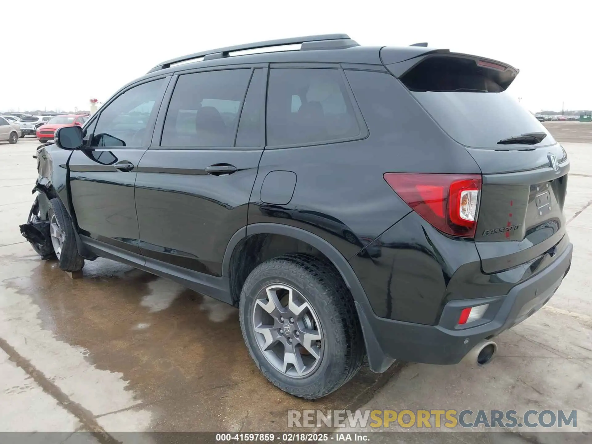 3 Фотография поврежденного автомобиля 5FNYF8H67PB006933 HONDA PASSPORT 2023