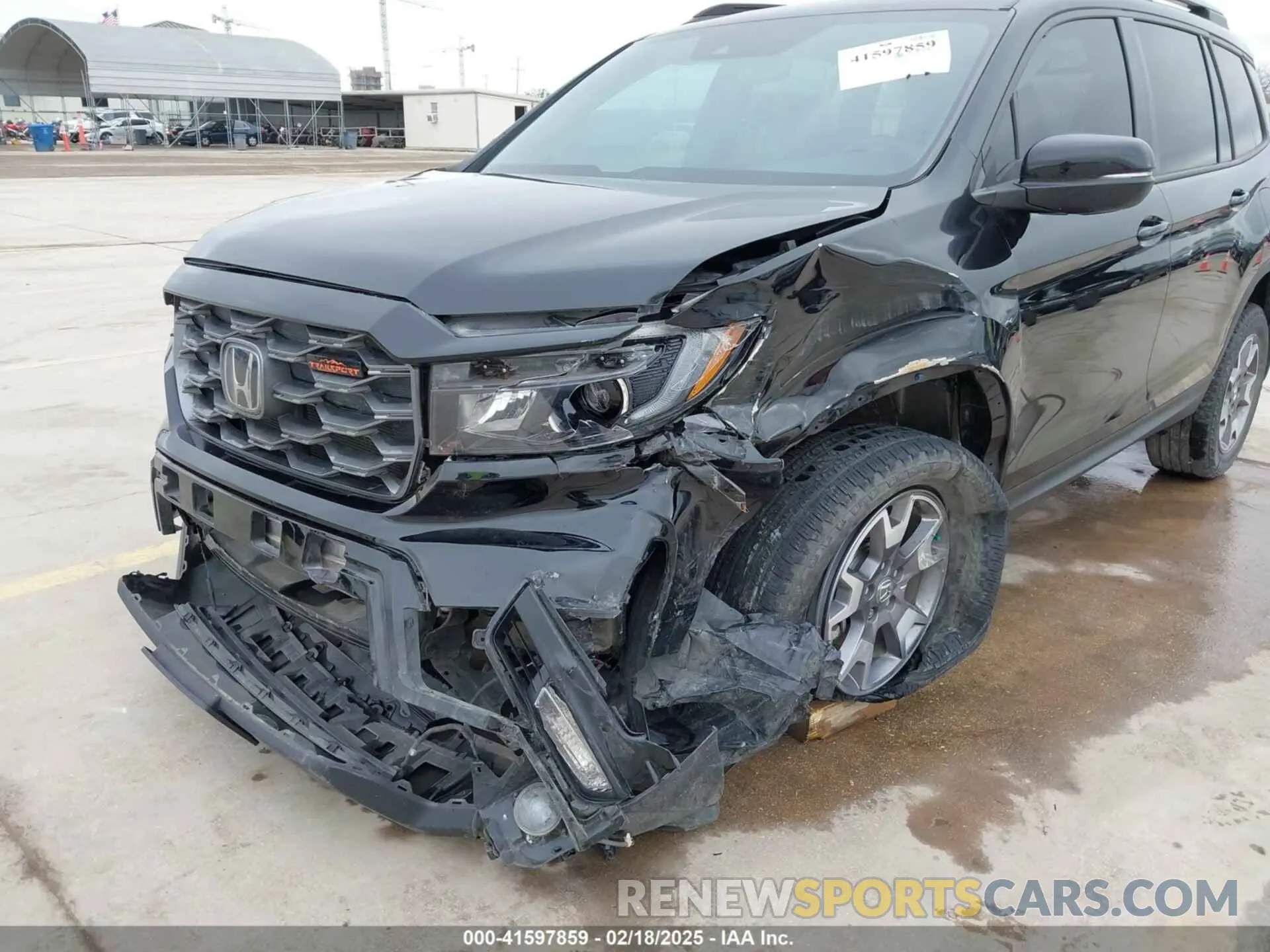 6 Фотография поврежденного автомобиля 5FNYF8H67PB006933 HONDA PASSPORT 2023