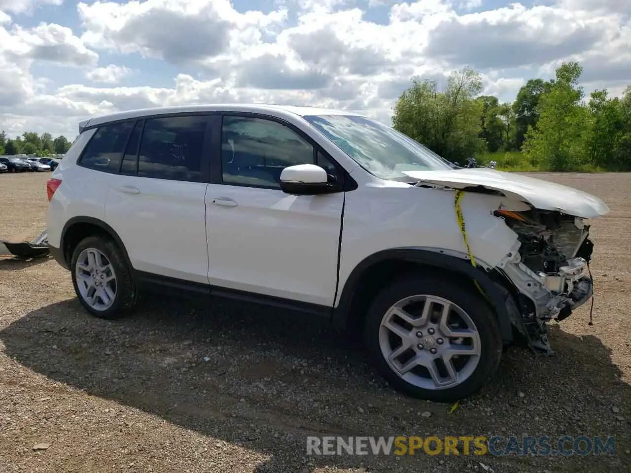 4 Photograph of a damaged car 5FNYF8H50RB003995 HONDA PASSPORT 2024
